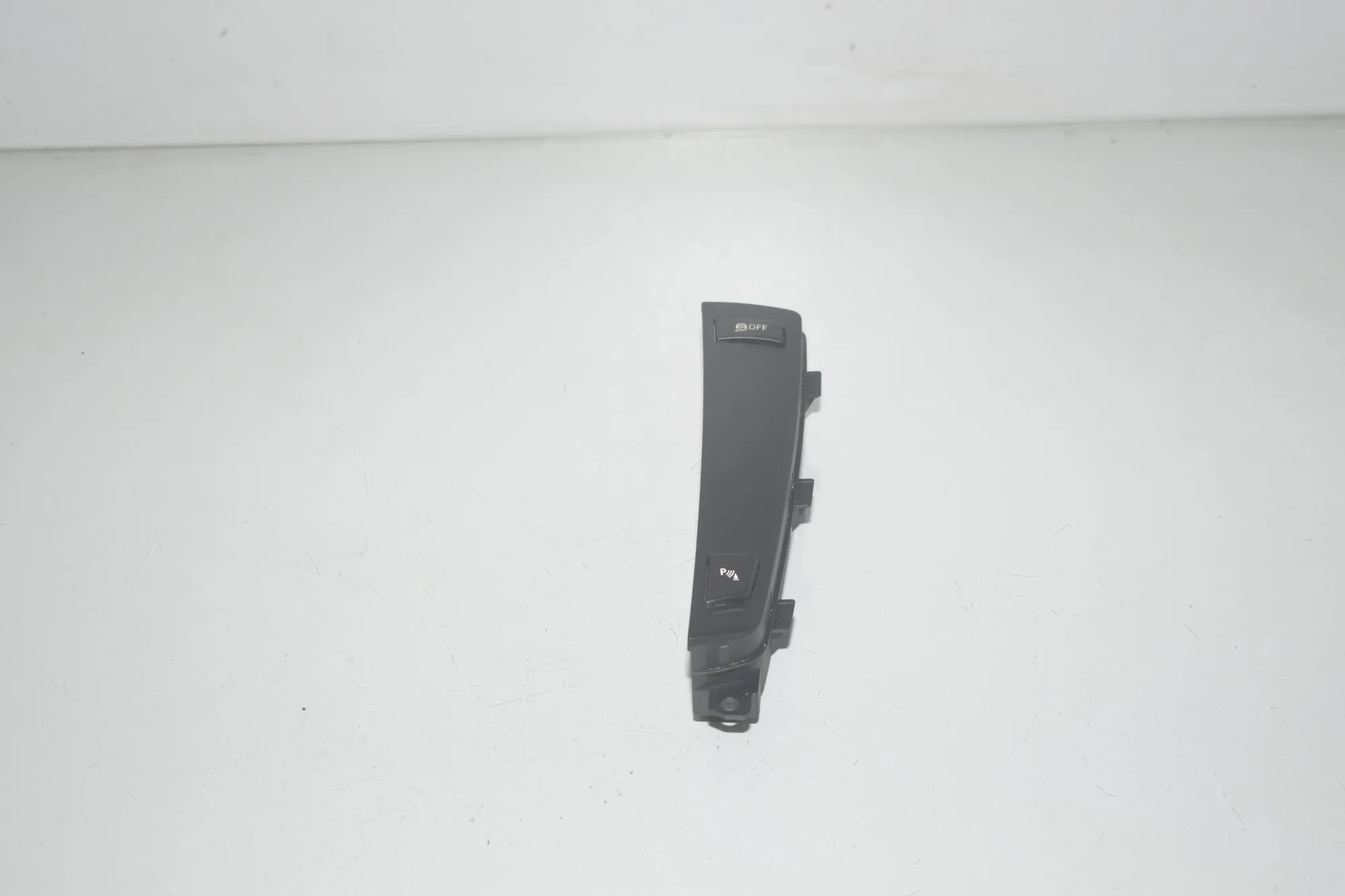 Button Switch Panel – OEM 9202933 · BMW 5 Touring (F11) 525 d 2010