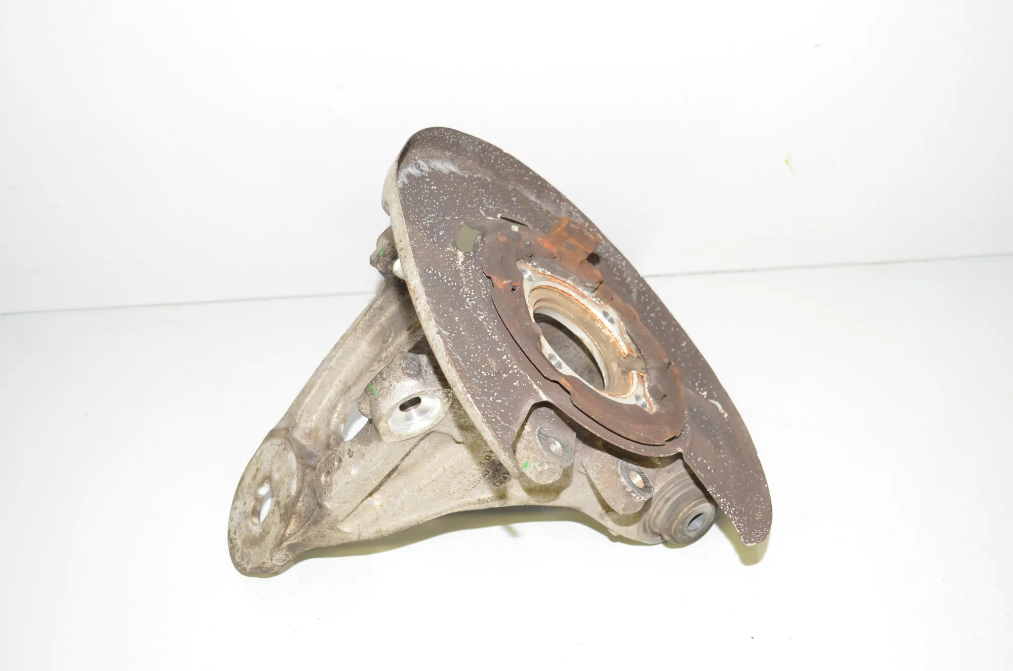 Rear Right Wheel Hub – OEM 6879102 · BMW X6 (F16, F86) M 50 d 2016 – 2