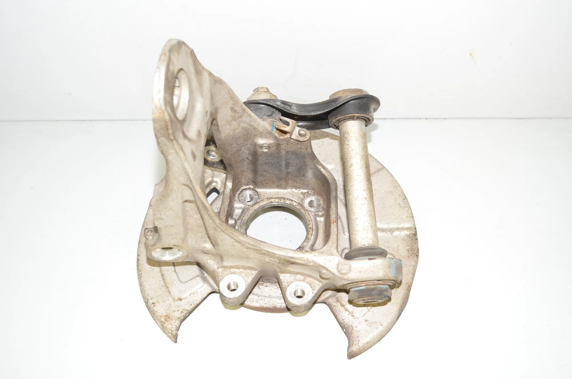 Rear Left Wheel Hub Spindle – OEM 6879101 · BMW X6 (F16, F86) M 50 d 2016 – 3
