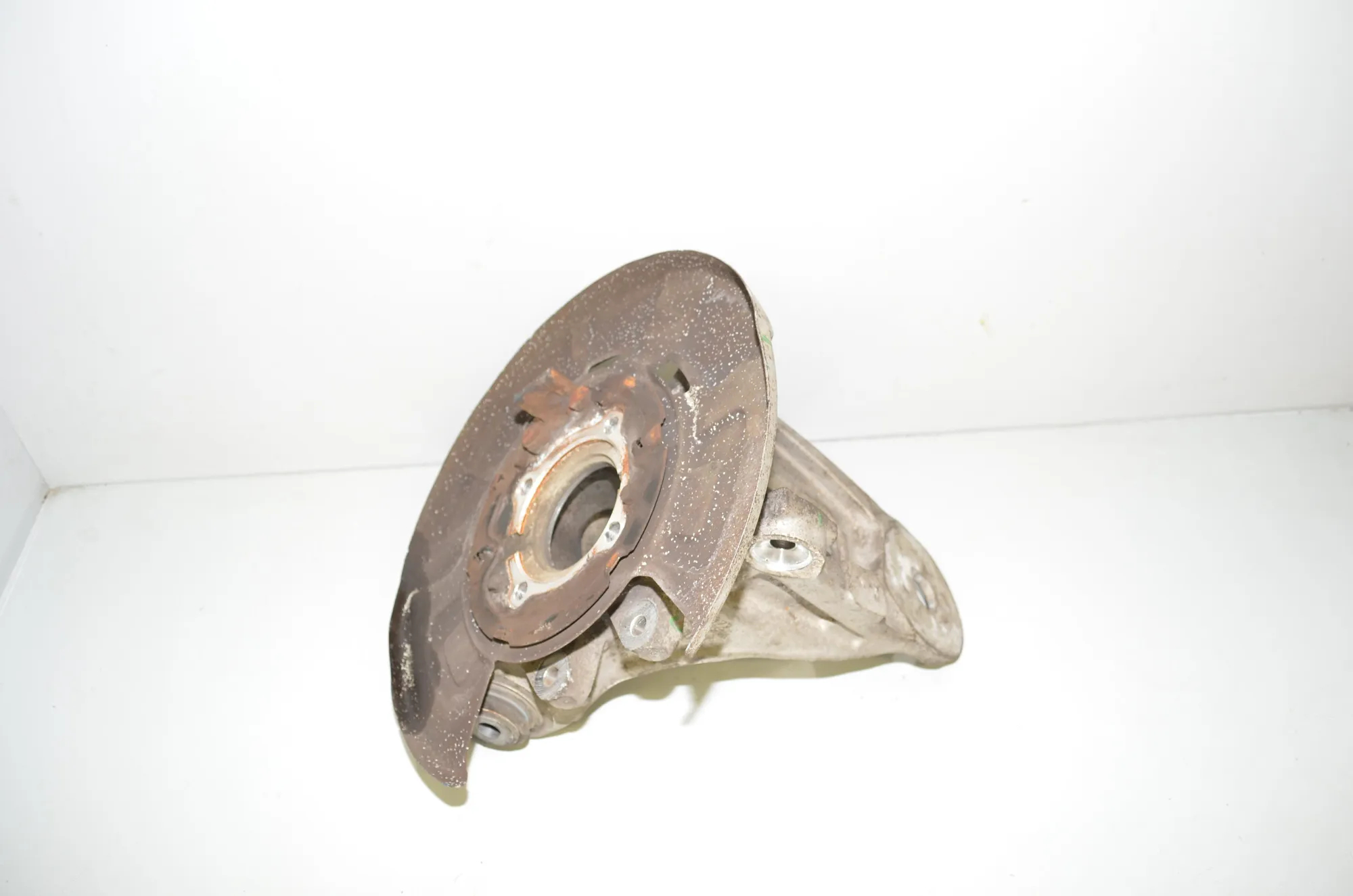Rear Left Wheel Hub Spindle – OEM 6879101 · BMW X6 (F16, F86) M 50 d 2016