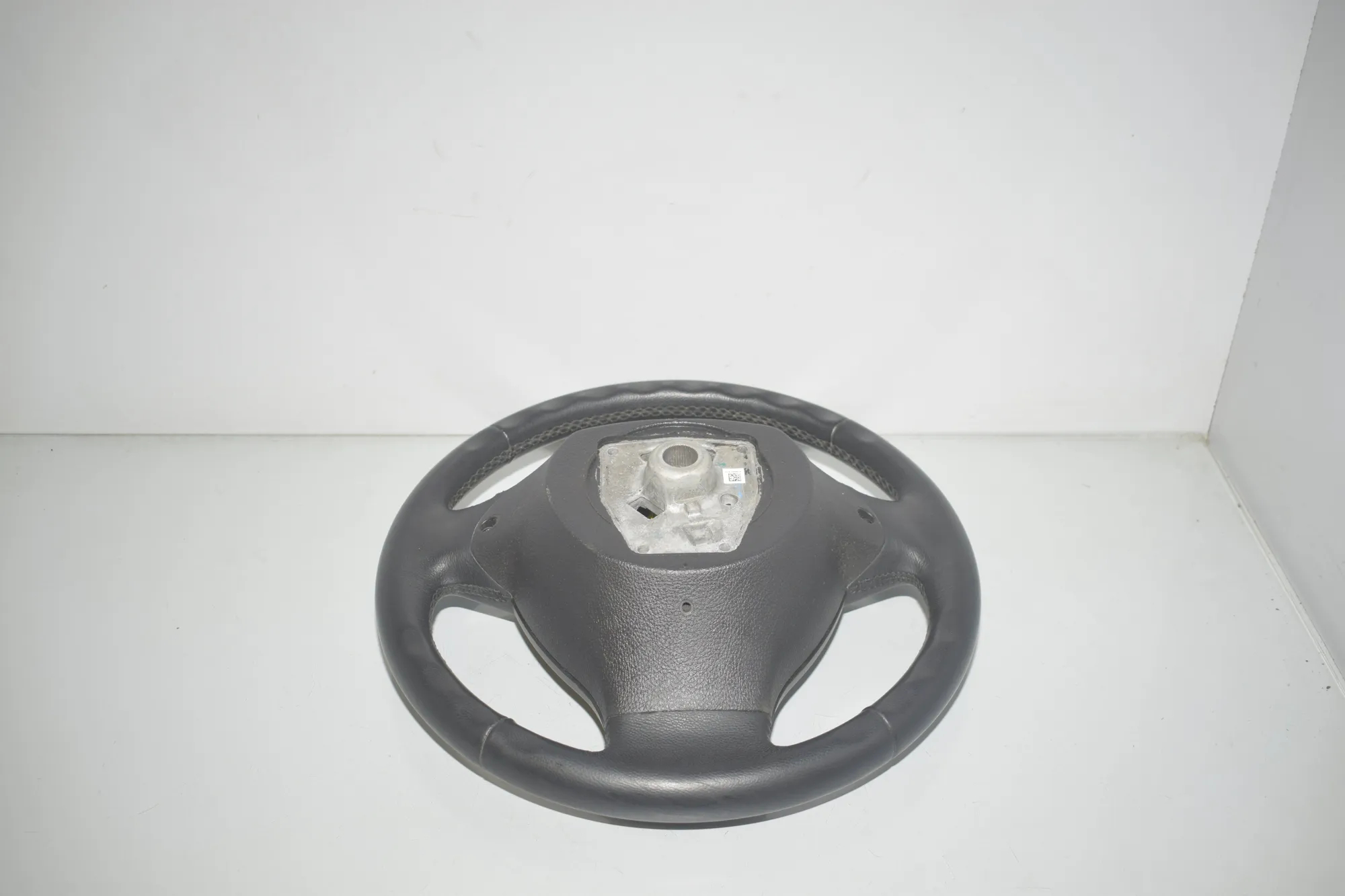 Steering Wheel – OEM 5983990 · BMW 5 Touring (F11) 525 d 2010 – 5