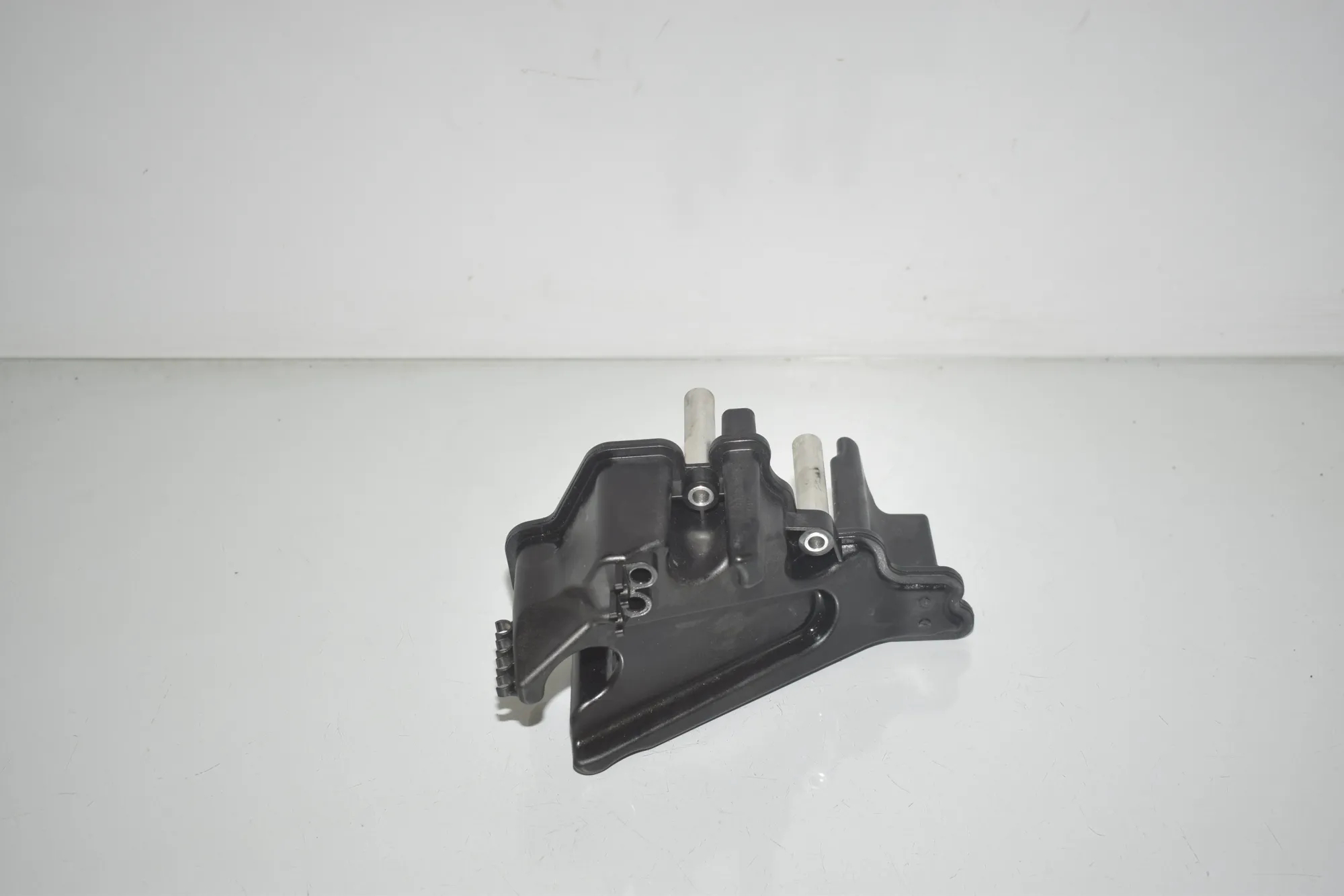 Vacuum Tank – OEM 8512680 · BMW X6 (F16, F86) M 50 d 2016 – 4