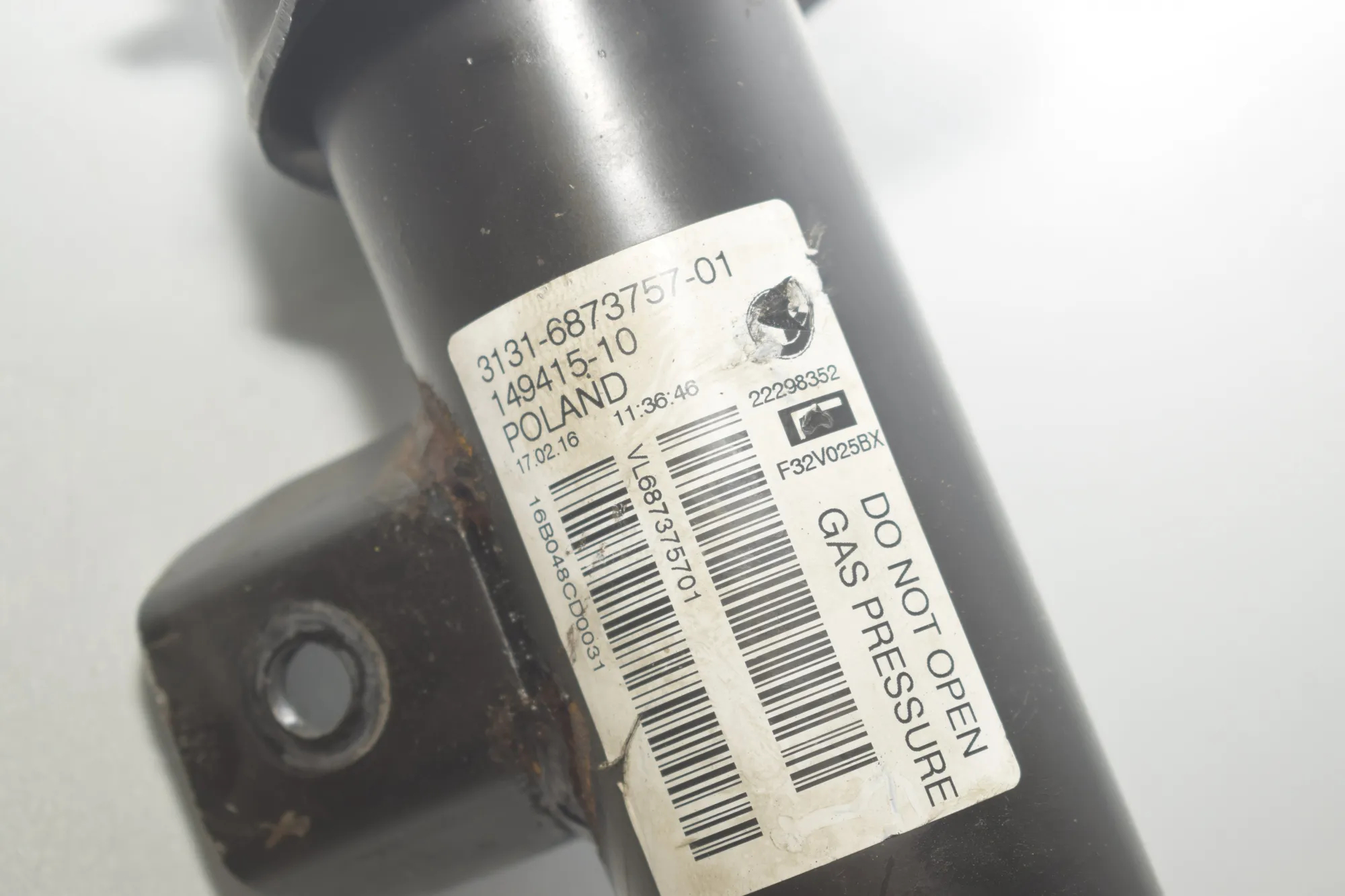 Front Left Shock Absorber – OEM 6873757 · BMW 4 Coupe (F32, F82) 428 i xDrive 2016 – 4
