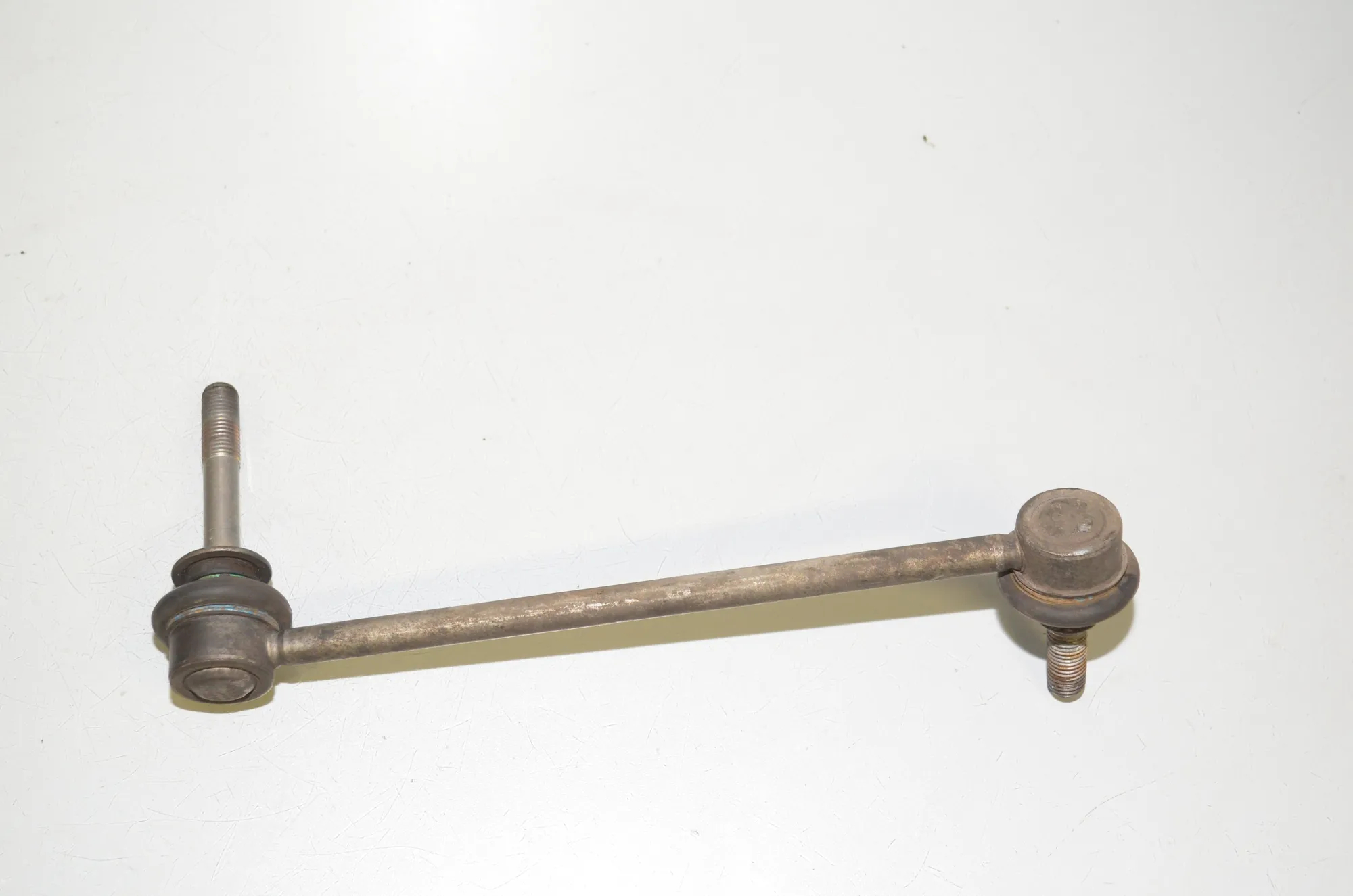 Front Left Stabilizer Link – OEM 6859651 · BMW X6 (F16, F86) M 50 d 2016 – 4