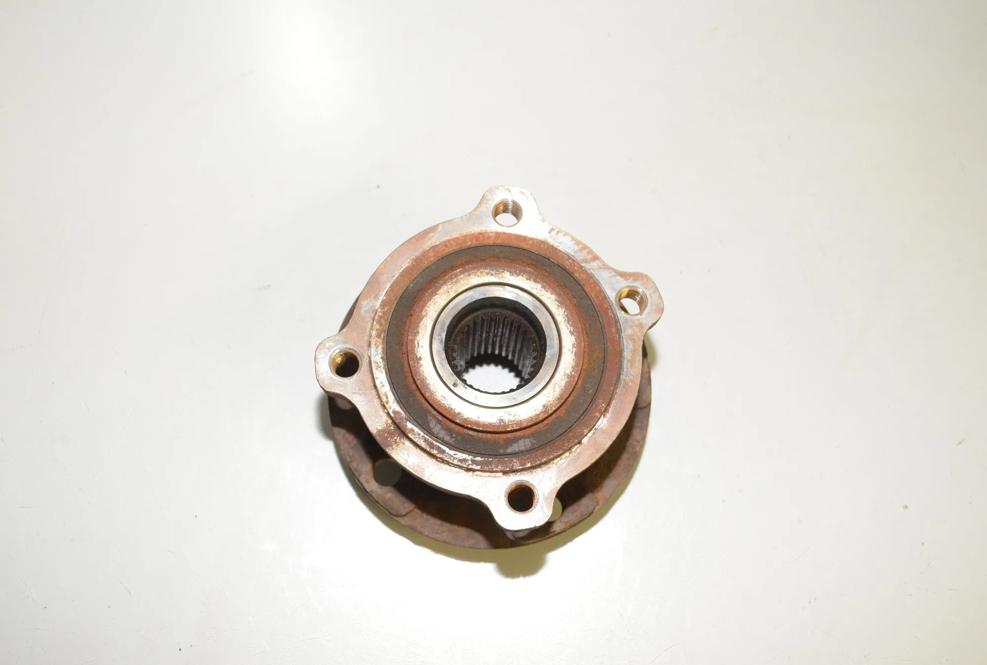 Front Left Wheel Bearing – OEM 6882263 · BMW X6 (F16, F86) M 50 d 2016 – 3