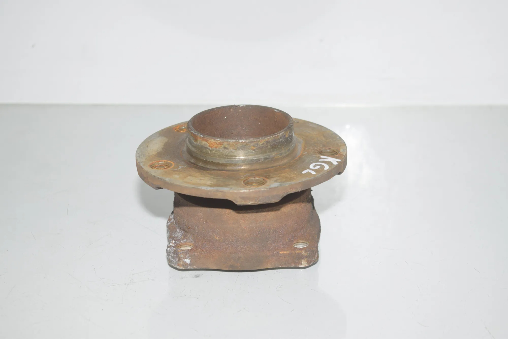 Rear Left Wheel Bearing – OEM 6867806 · BMW 5 Touring (F11) 530 d 2013 – 2