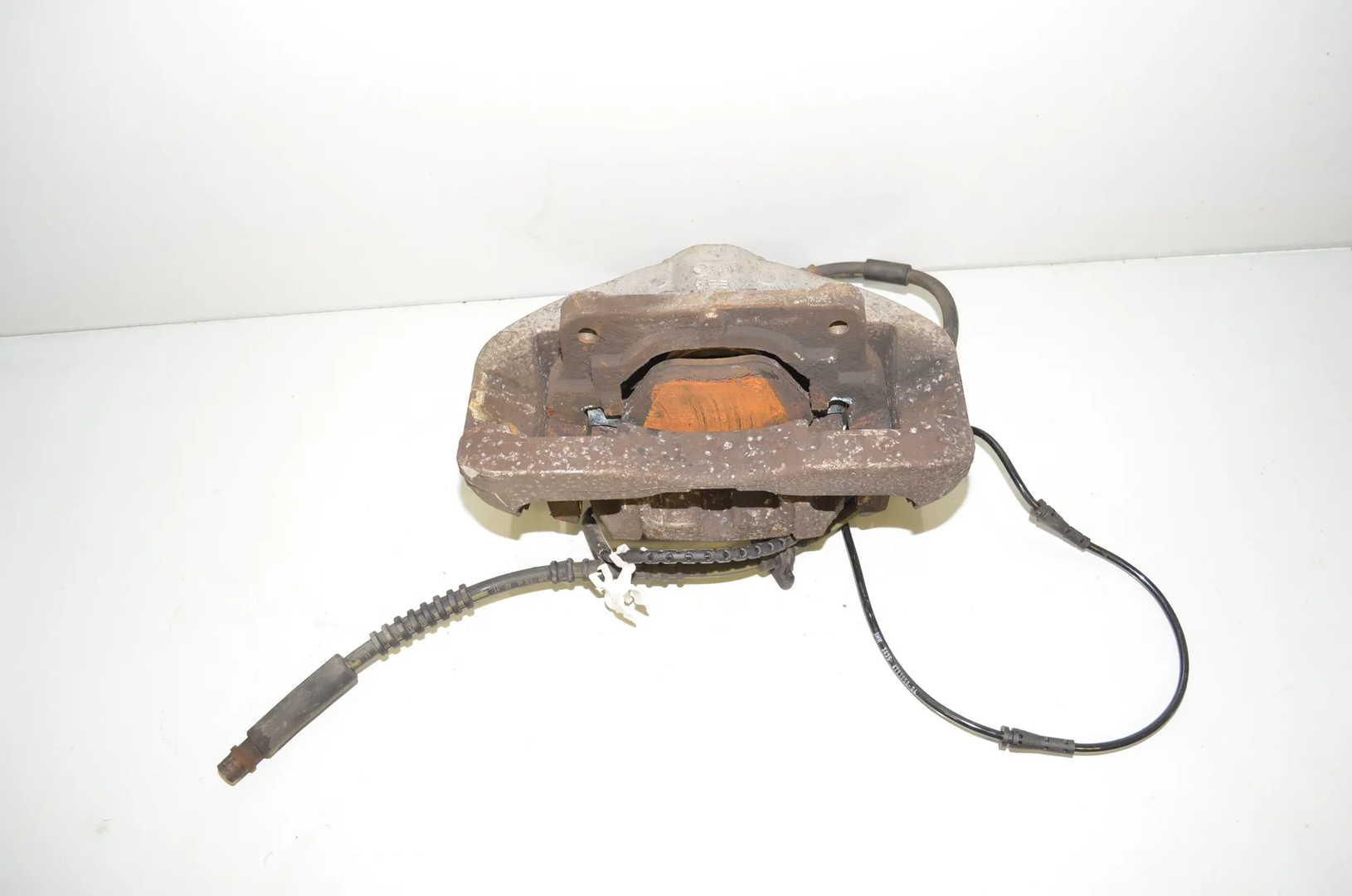 Front Left Brake Caliper – OEM 6792689 · BMW 5 Touring (F11) 525 d 2011 – 3