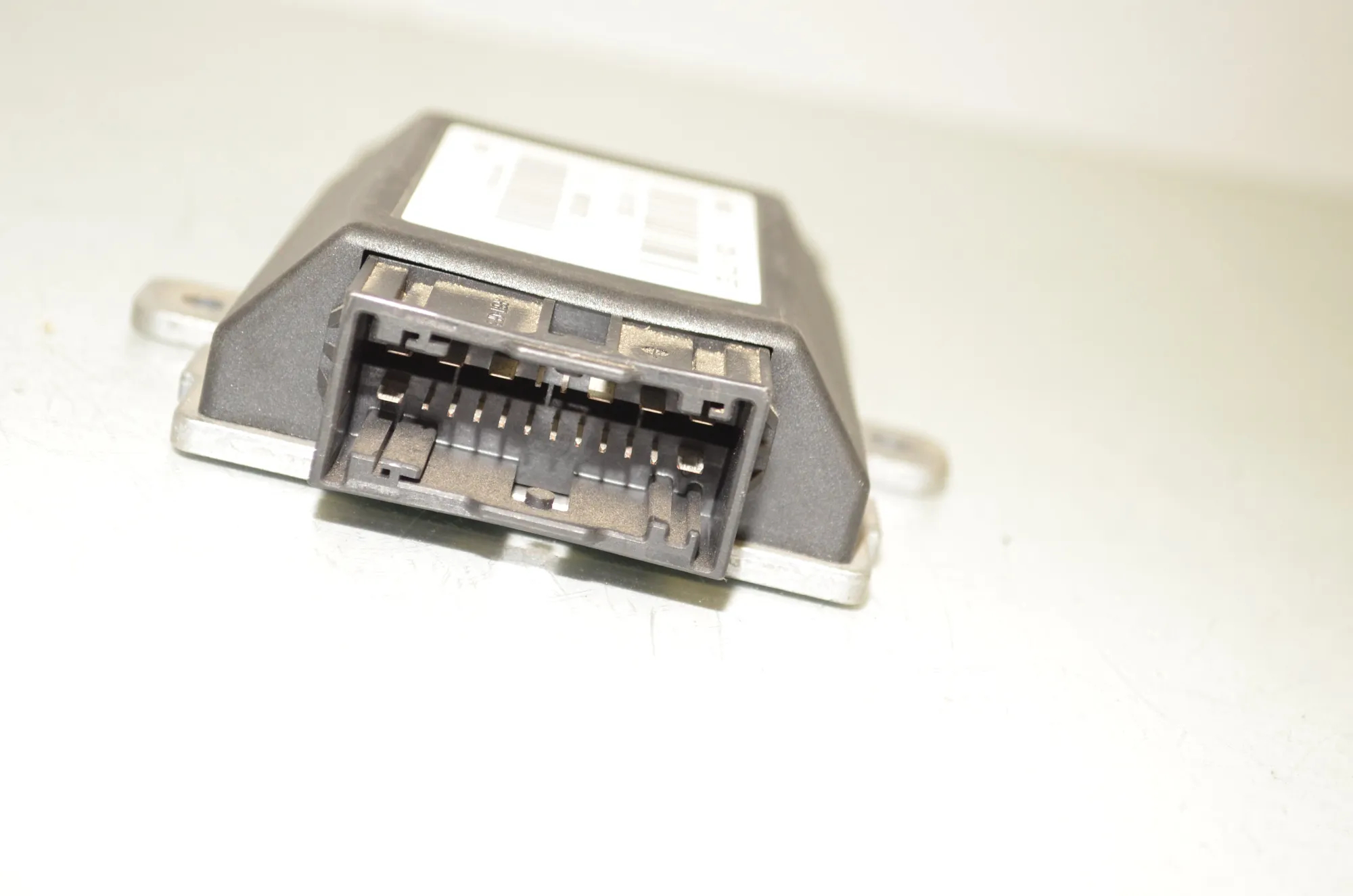 Steering Rack Control Module – OEM 6770537 · BMW 7 (E65, E66, E67) BMW 7 (E65, E66, E67) 730 i, Li 2005 – 2