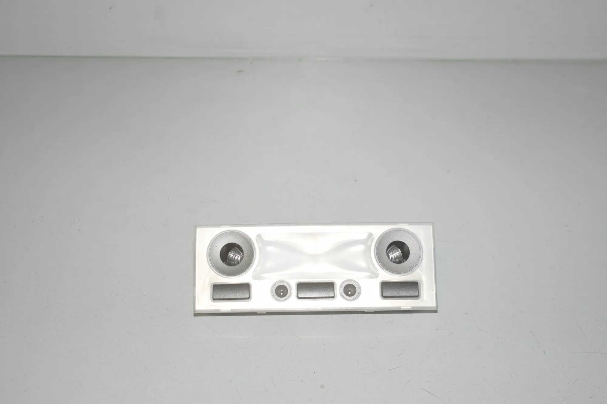 Interior Lighting – OEM 6962053 · BMW 7 (E65, E66, E67) BMW 7 (E65, E66, E67) 730 d 2008 – 2