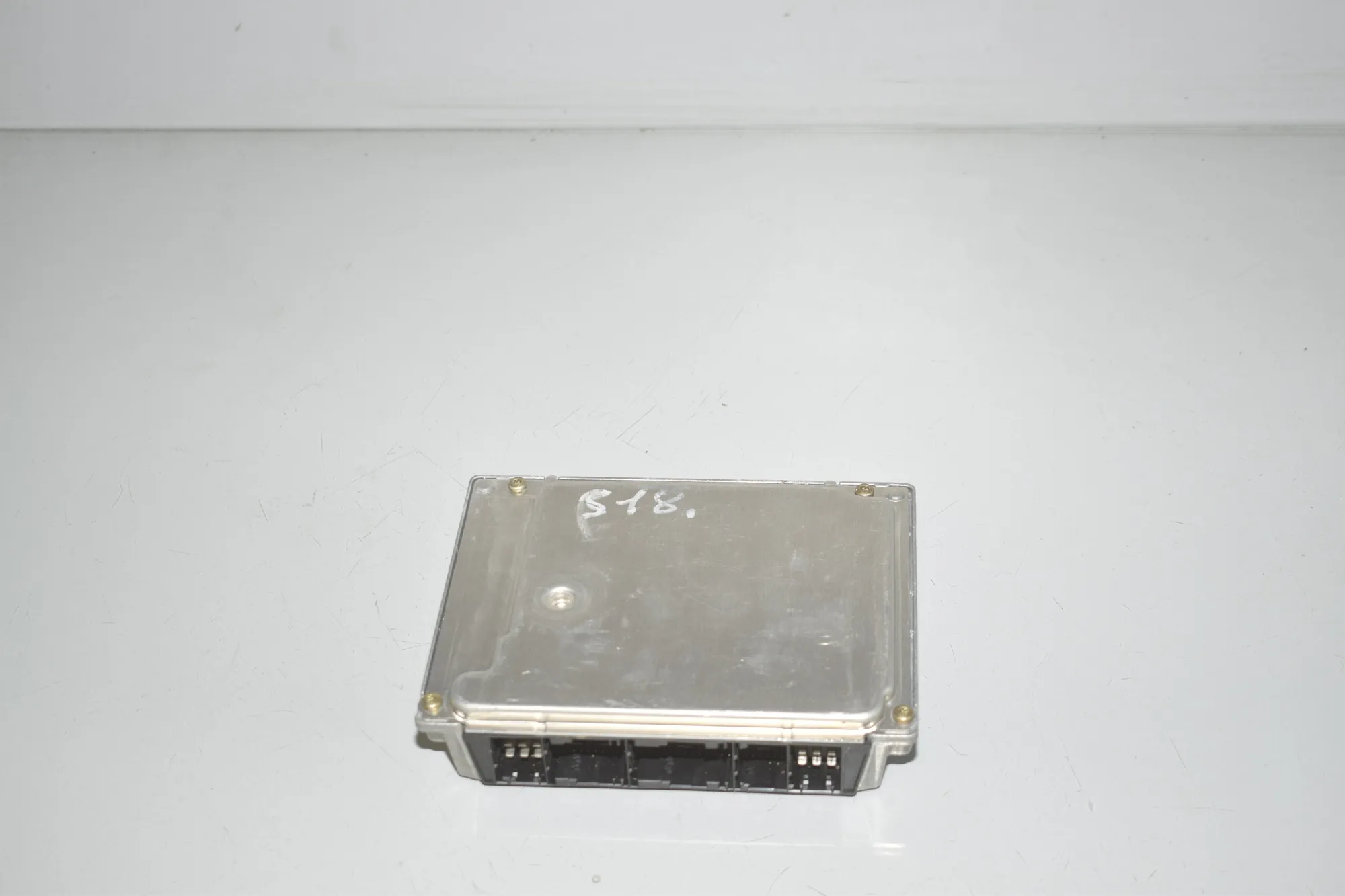 Other Control Units – OEM 7513965 · BMW 3 (E46) BMW 3 (E46) 318 i 2001 – 4