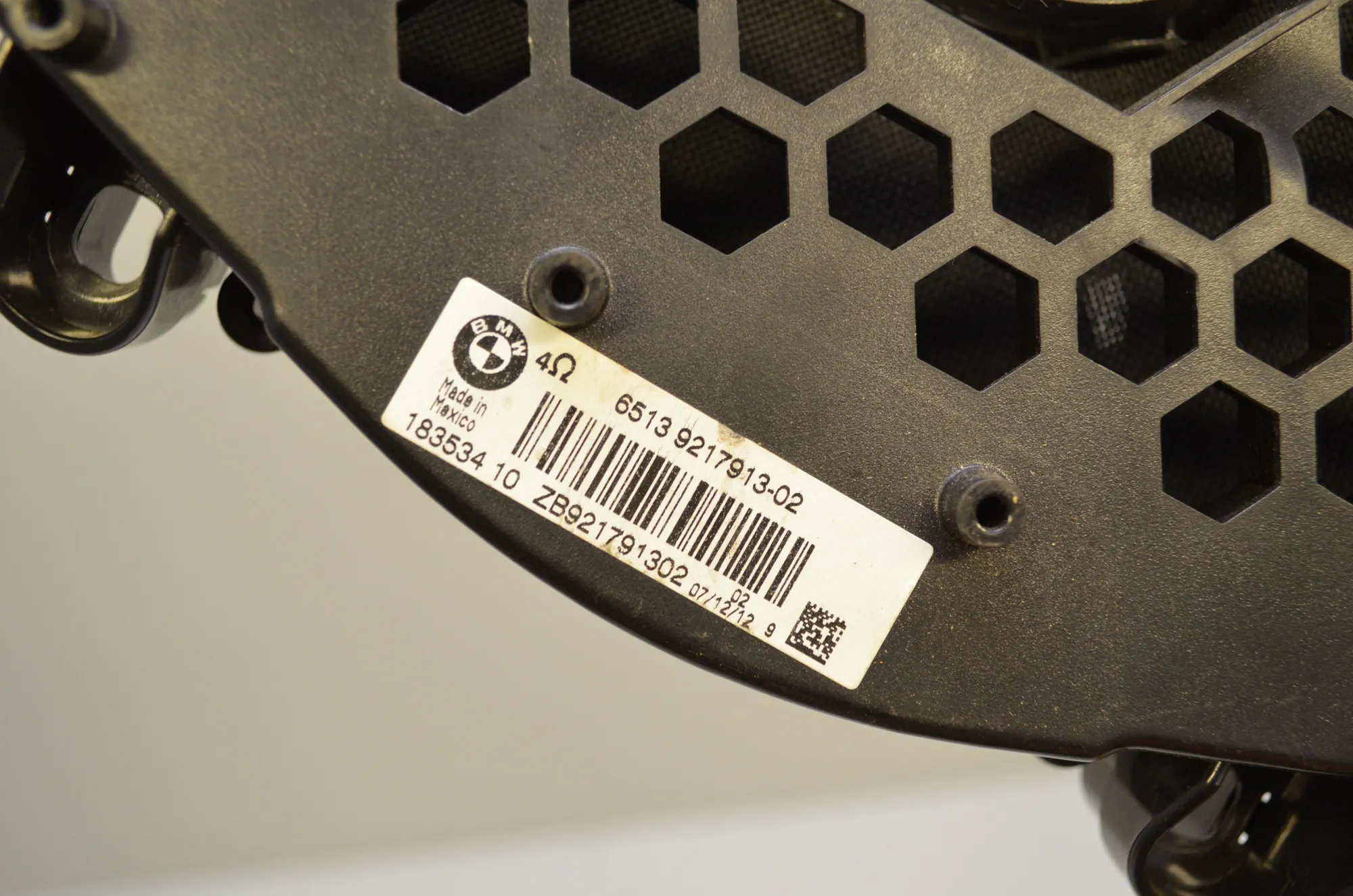 Subwoofer – OEM 9217913 · BMW X5 (E70) BMW X5 (E70) 3.0 d 2007 – 5
