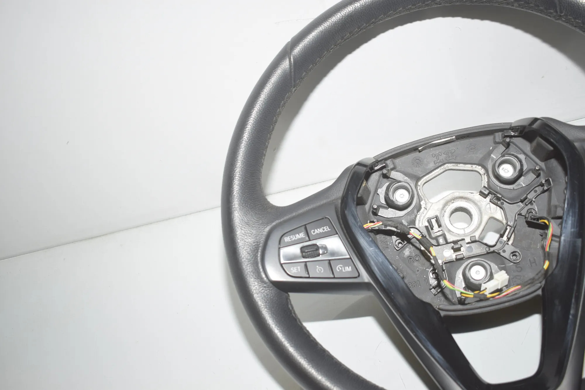 Steering Wheel – OEM 7939605 · BMW 1 (F40) BMW 1 (F40) (F40) 118 d 2019 – 4