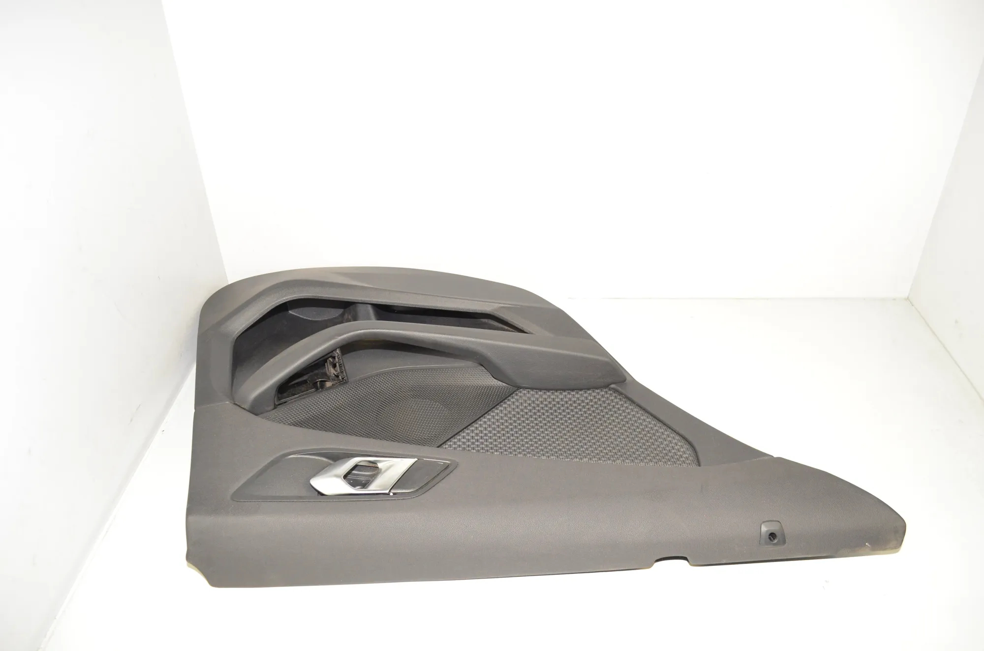 Rear Left Door Panel – OEM 7949547 · BMW 1 (F40) BMW 1 (F40) (F40) 120 d 2022 – 3