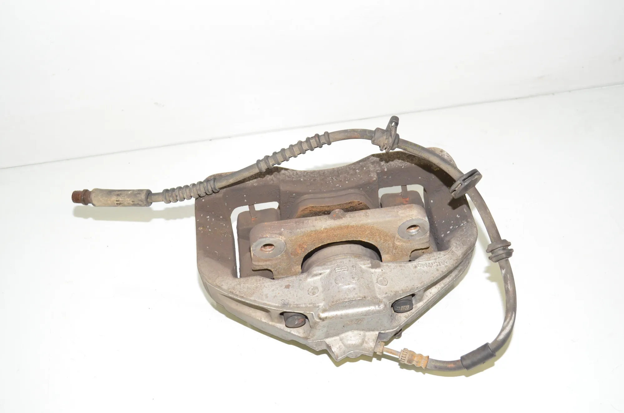 Front Right Brake Caliper – OEM 6792690 · BMW 5 Touring (F11) 525 d 2010 – 4