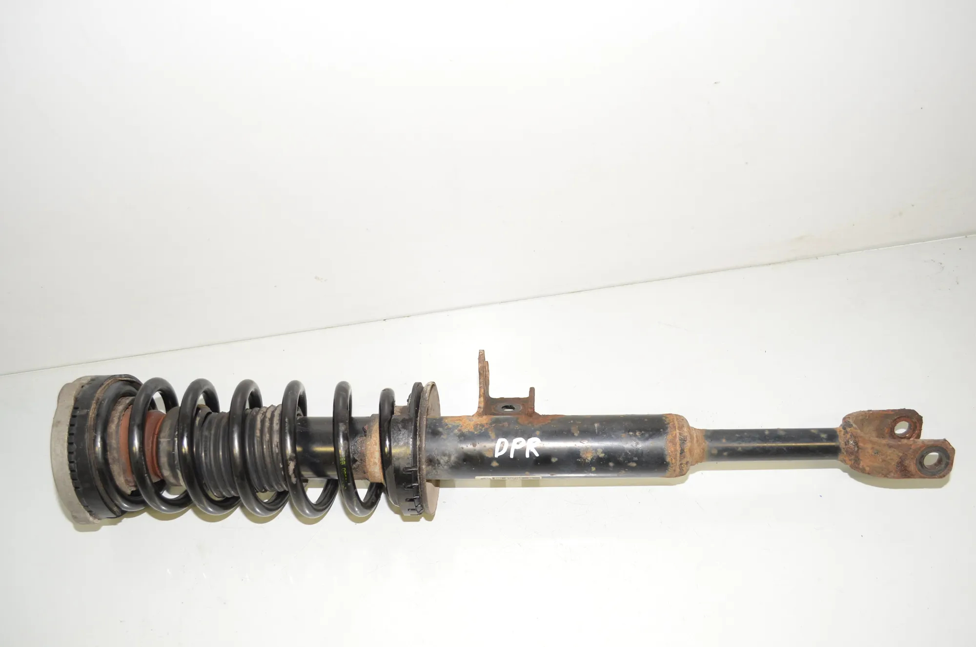 Front Right Shock Absorber – OEM 6797768 · BMW 5 Touring (F11) 525 d 2010