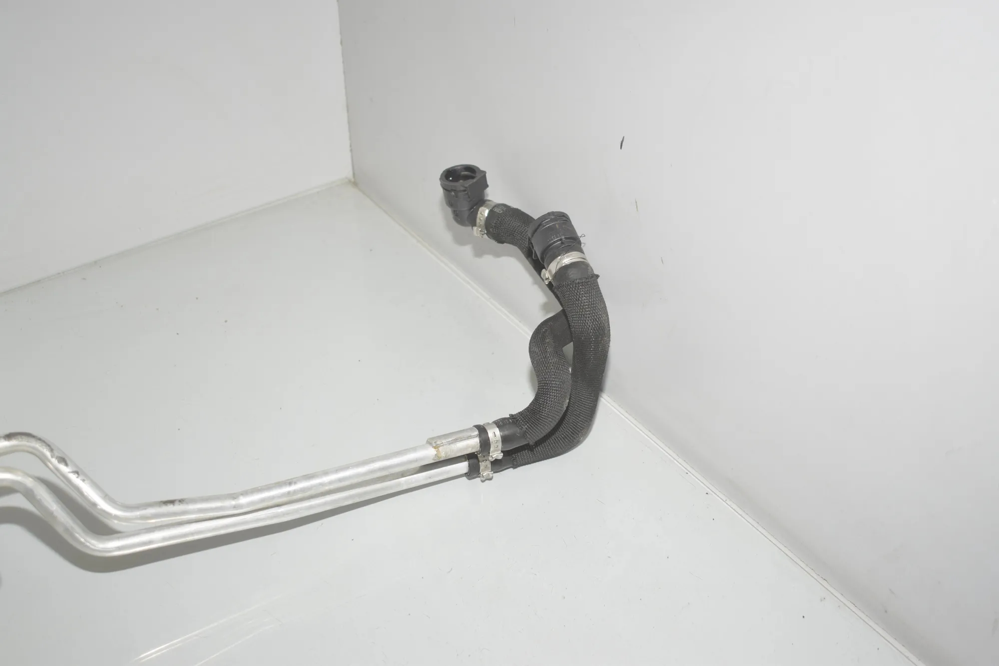Coolant Hose Pipe – OEM 8575759 · BMW X5 (G05) (2018 - -) xDrive M 50 d 2019 – 5