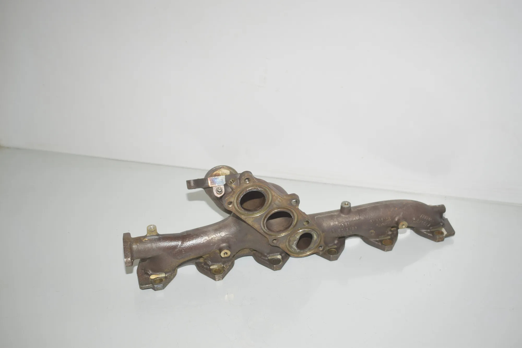 Exhaust Manifold – OEM 8575132 · BMW X5 (G05) (2018 - -) xDrive M 50 d 2019 – 3