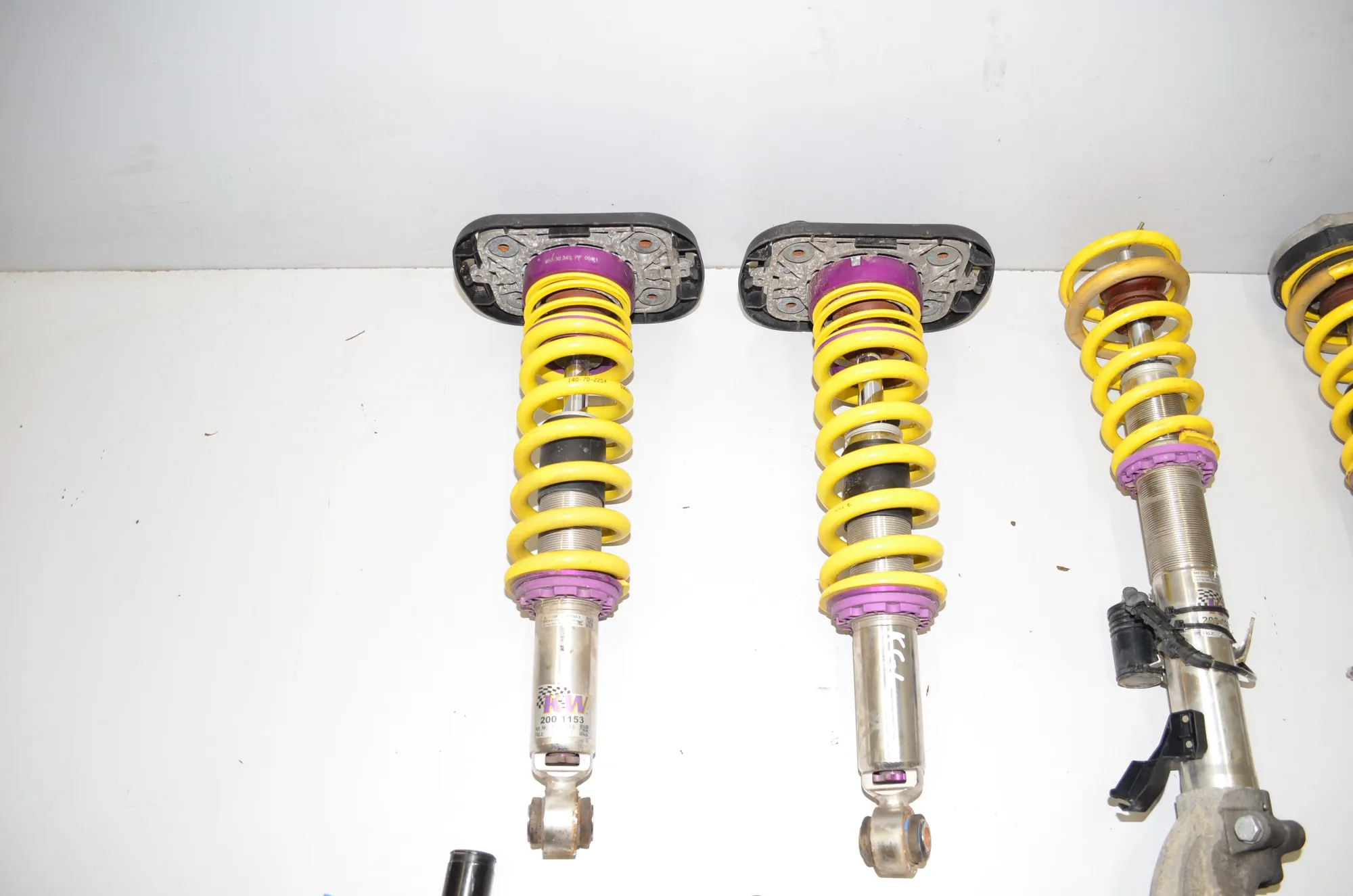 Shock Absorber Set – OEM 2001153 · BMW X5 (G05) (2018 - -) xDrive M 50 d 2019 – 6