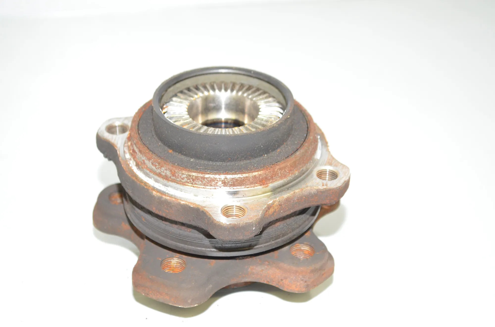 Front Right Wheel Bearing – OEM 6893686 · BMW X5 (G05) (2018 - -) xDrive M 50 d 2019 – 4