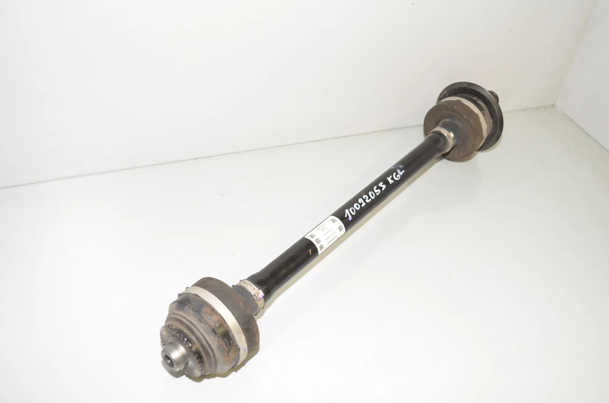 Rear Left Driveshaft – OEM 8689579 · BMW X5 (G05) (2018 - -) xDrive M 50 d 2019 – 2