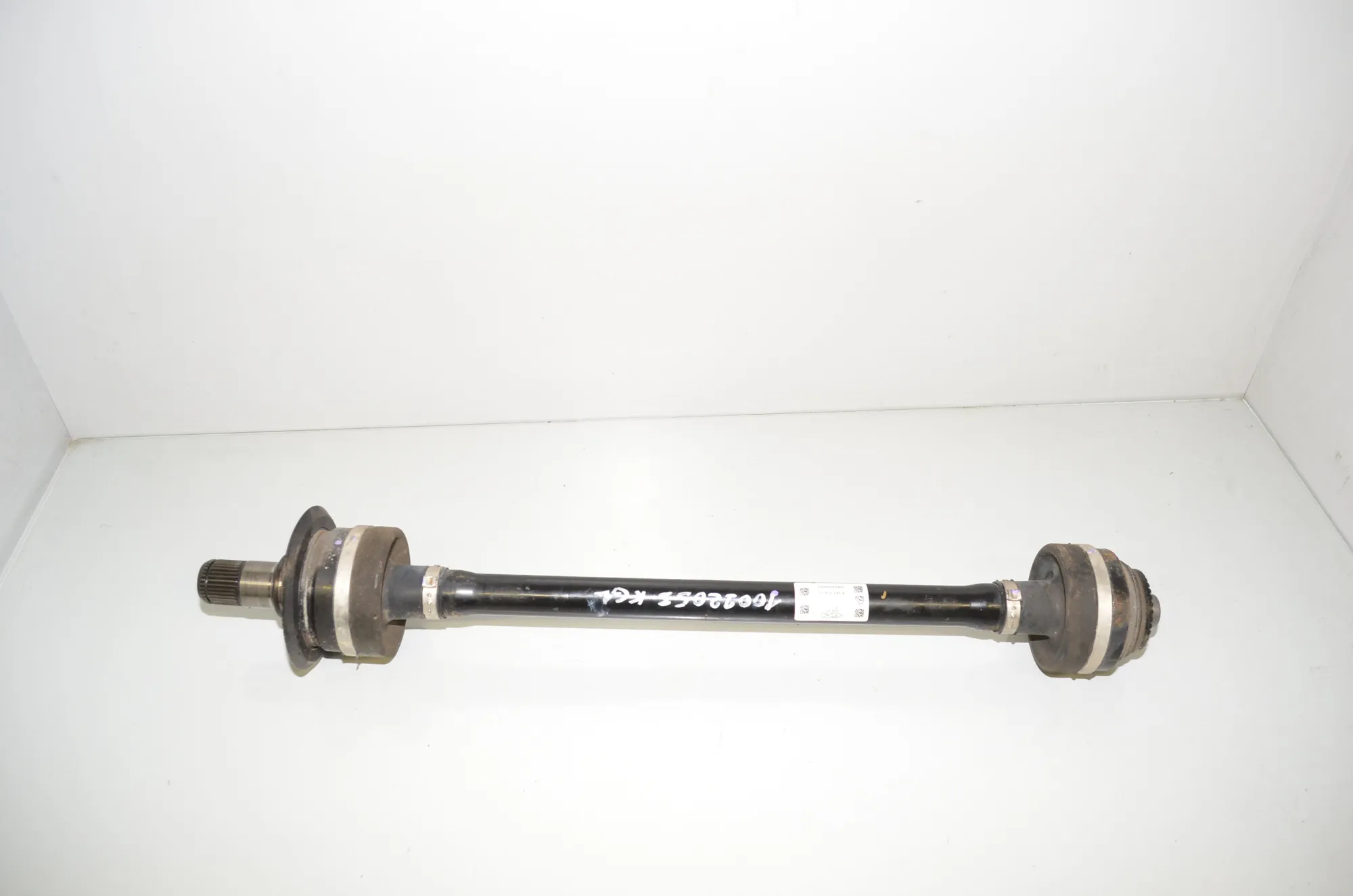 Rear Left Driveshaft – OEM 8689579 · BMW X5 (G05) (2018 - -) xDrive M 50 d 2019 – 4