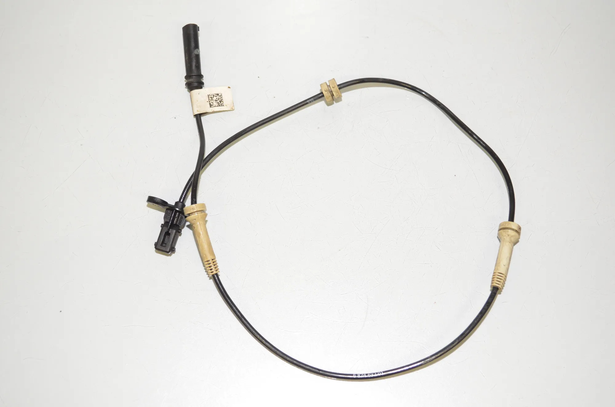 Front Left ABS Sensor – OEM 6874632 · BMW 5 Touring (G31) (2017 - -) 520 d 2019 – 3