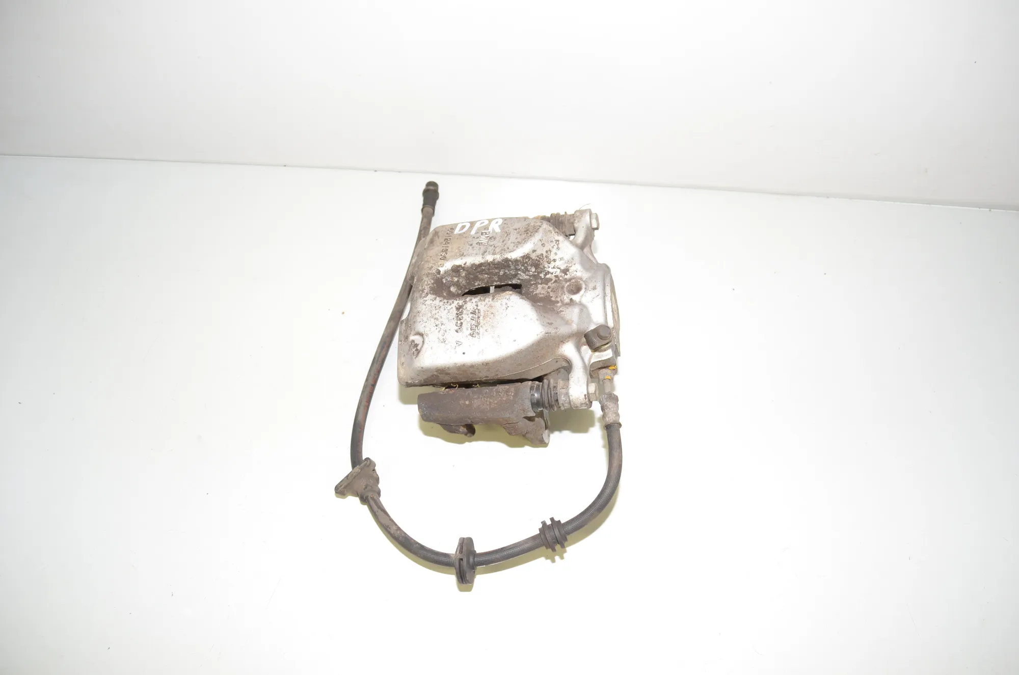 Front Right Brake Caliper – OEM 6872800 · BMW 5 Touring (G31) (2017 - -) 520 d 2019 – 2