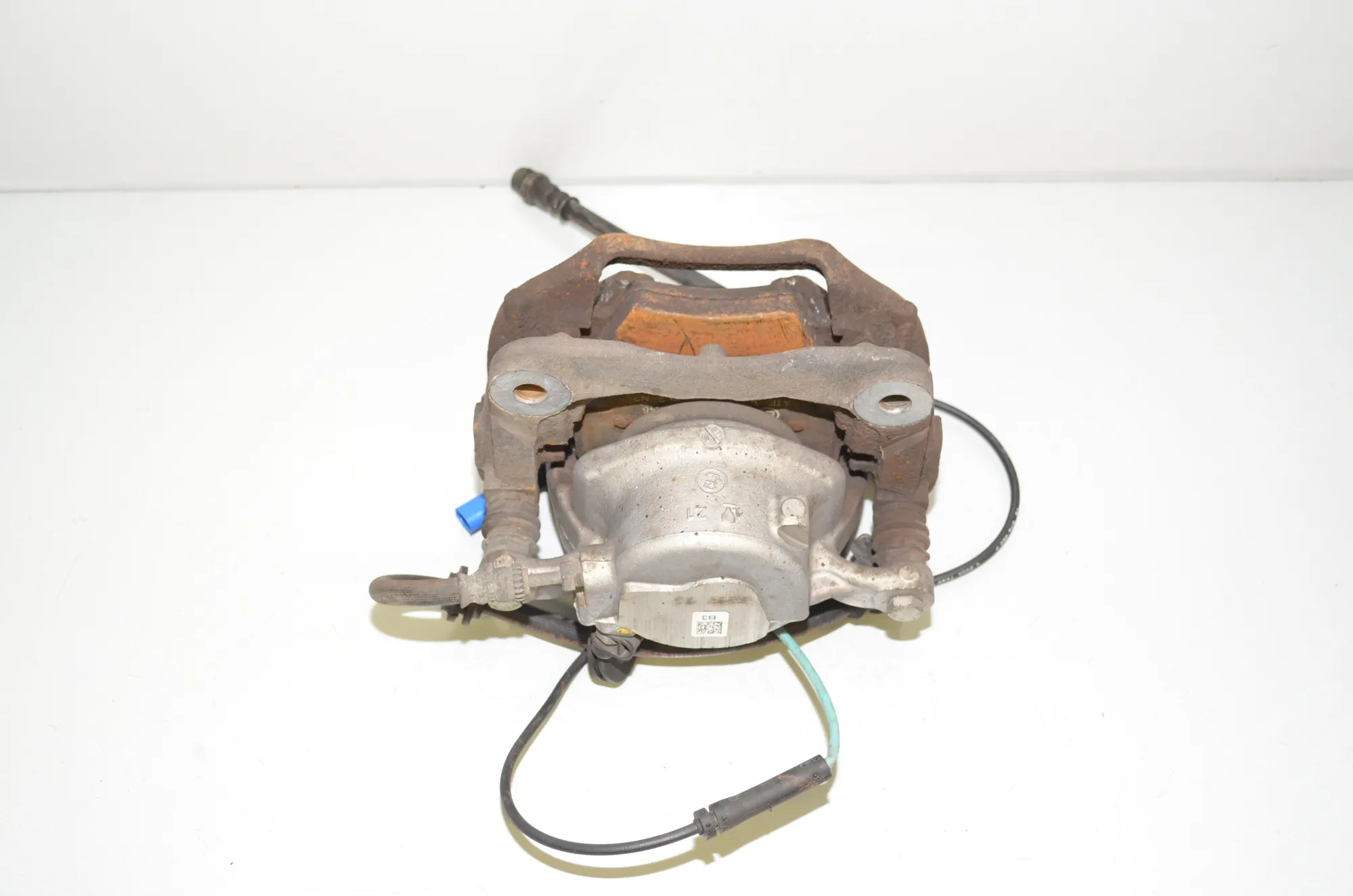 Front Left Brake Caliper – OEM 6872799 · BMW 5 Touring (G31) (2017 - -) 520 d 2019 – 3