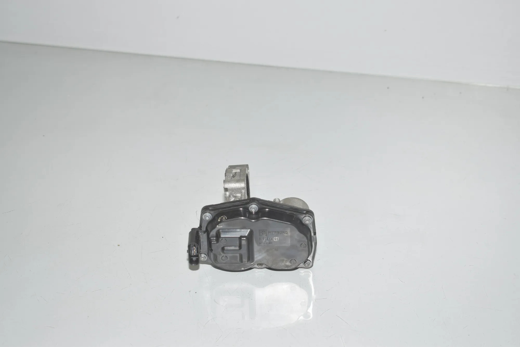EGR Valve – OEM 52384501 · BMW X5 (G05) (2018 - -) xDrive M 50 d 2019 – 4
