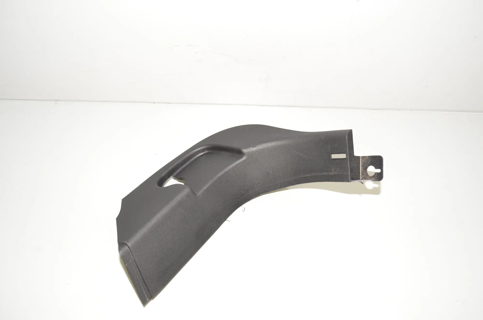 Front Left Interior Step Trim – OEM BJ32-02349-AF · LAND ROVER RANGE ROVER EVOQUE (L538) 2.2 D 4x4 2013 – 2
