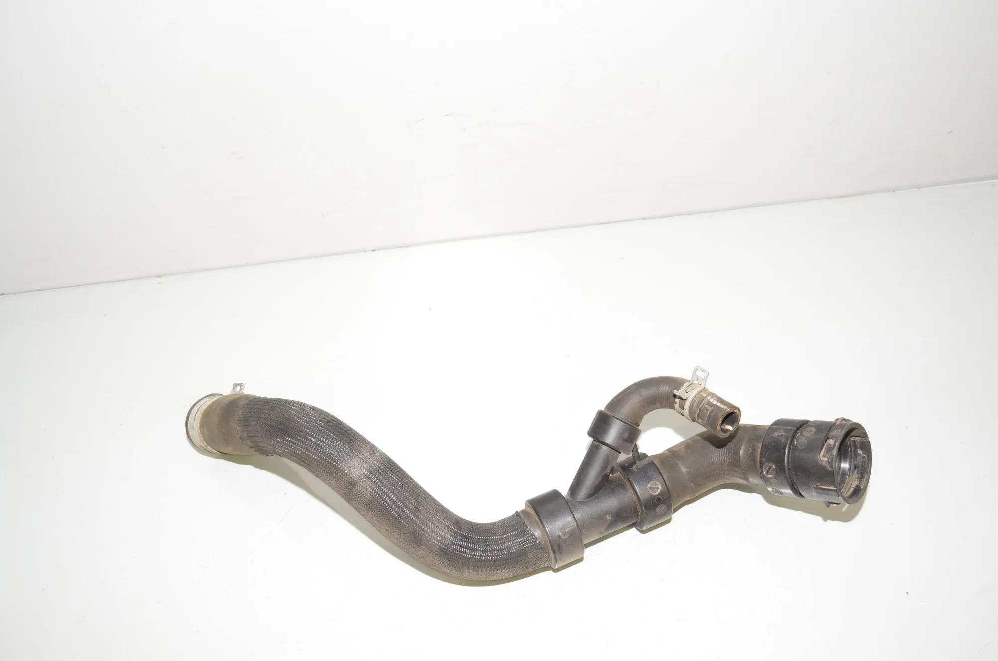 Coolant Hose Pipe – OEM BJ328286BC · LAND ROVER RANGE ROVER EVOQUE (L538) 2.2 D 4x4 2013 – 4