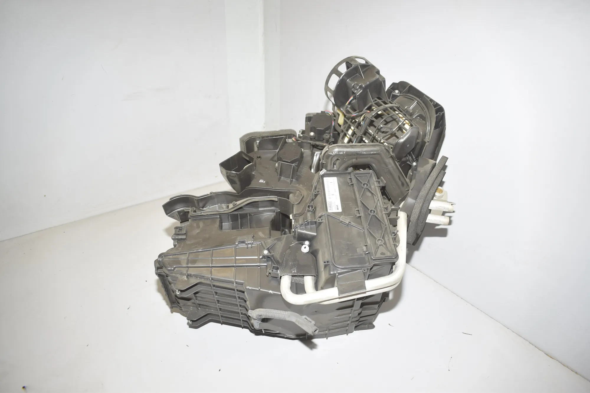 Interior Heater – OEM 6G9N-19B555JAA · LAND ROVER RANGE ROVER EVOQUE (L538) 2.2 D 4x4 2013 – 6