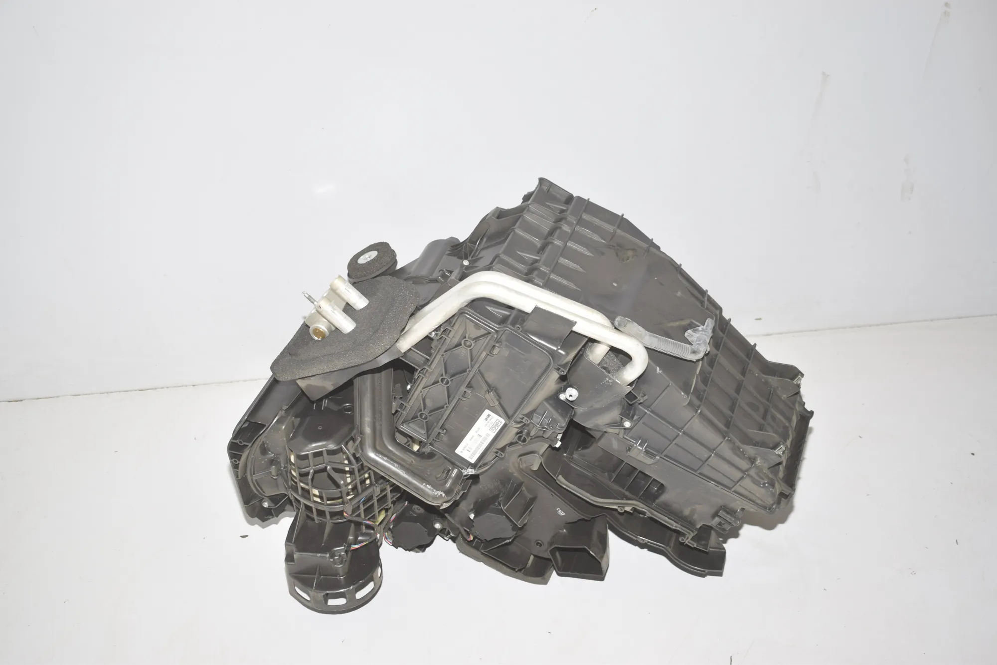 Interior Heater – OEM 6G9N-19B555JAA · LAND ROVER RANGE ROVER EVOQUE (L538) 2.2 D 4x4 2013