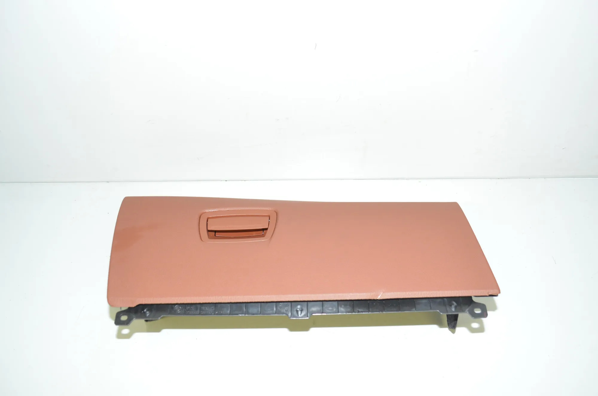 Glove Compartment – OEM 9205980 · BMW 5 Touring (F11) 528 i xDrive 2013 – 2
