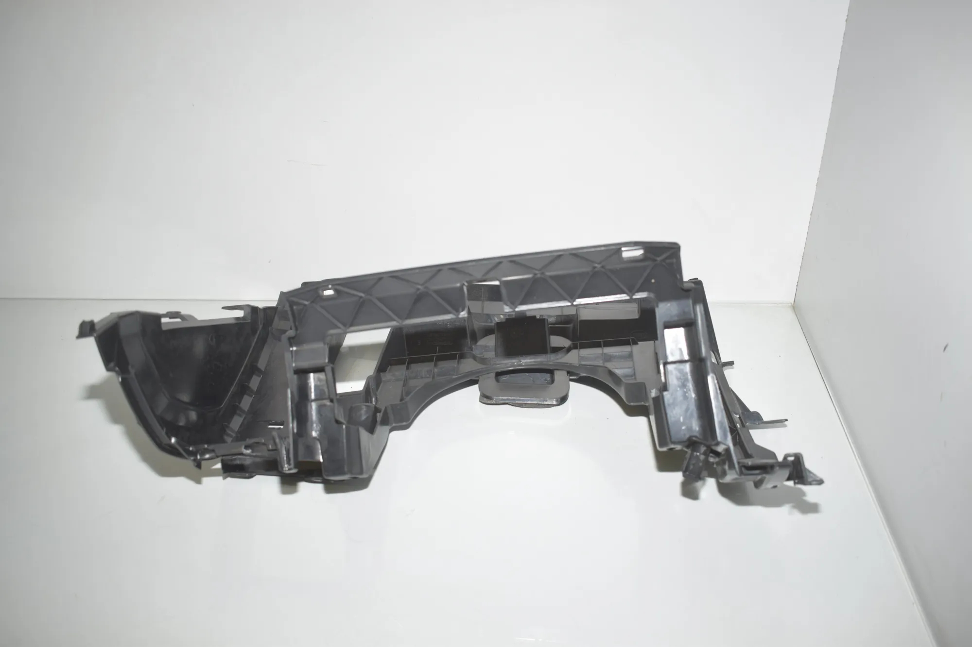 Other Body Parts – OEM FB0500052XXX · LAND ROVER DISCOVERY IV (L319) 3.0 TD 4x4 2016 – 3