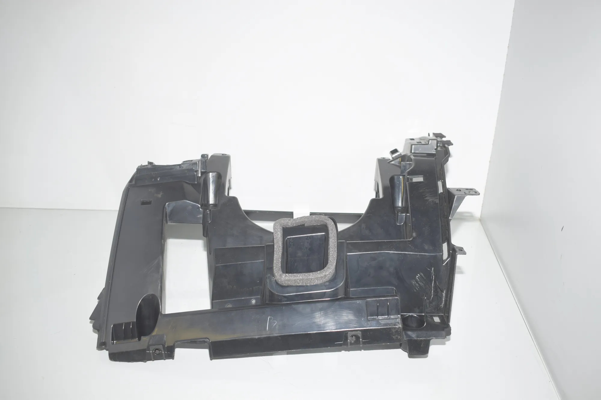 Other Body Parts – OEM FB0500052XXX · LAND ROVER DISCOVERY IV (L319) 3.0 TD 4x4 2016
