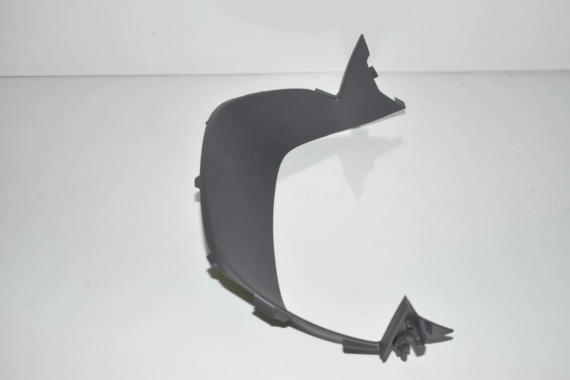 Other Body Parts – OEM AH22-045F00-B · LAND ROVER DISCOVERY IV (L319) 3.0 TD 4x4 2016 – 2