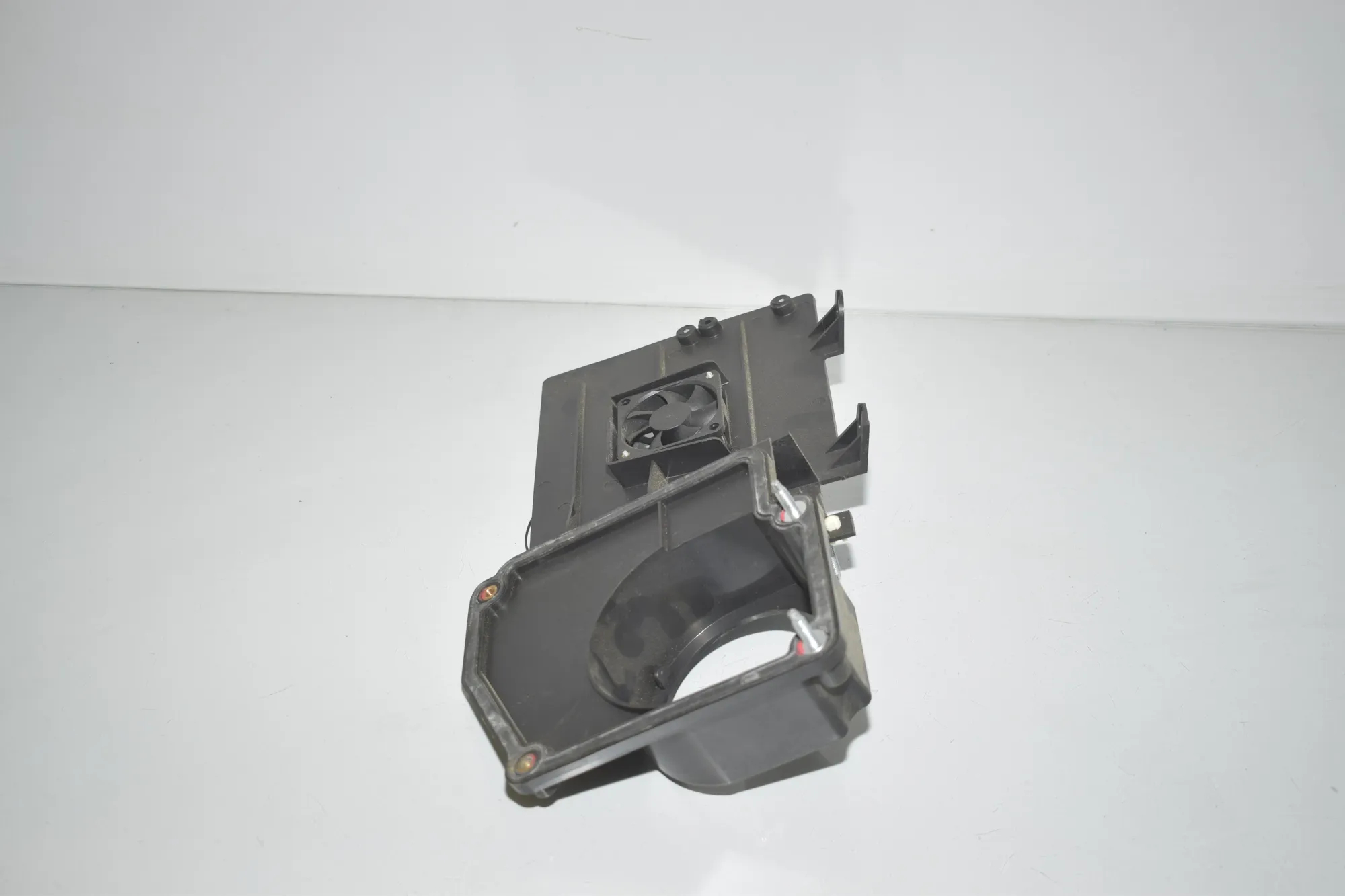 Other Body Parts – OEM AH22-12C525-AC · LAND ROVER DISCOVERY IV (L319) 3.0 TD 4x4 2016 – 2