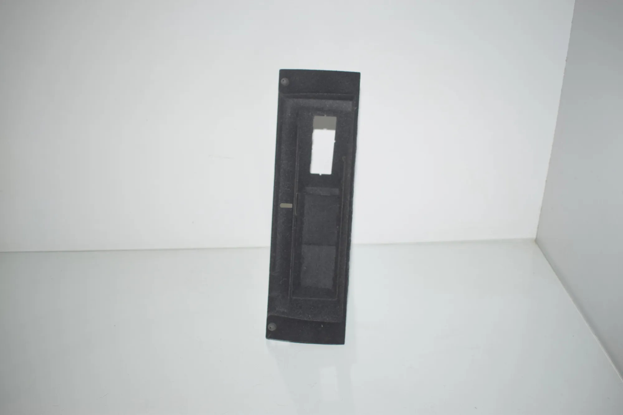 Other Body Parts – OEM DH-22-060B28-AB · LAND ROVER DISCOVERY IV (L319) 3.0 TD 4x4 2016 – 3