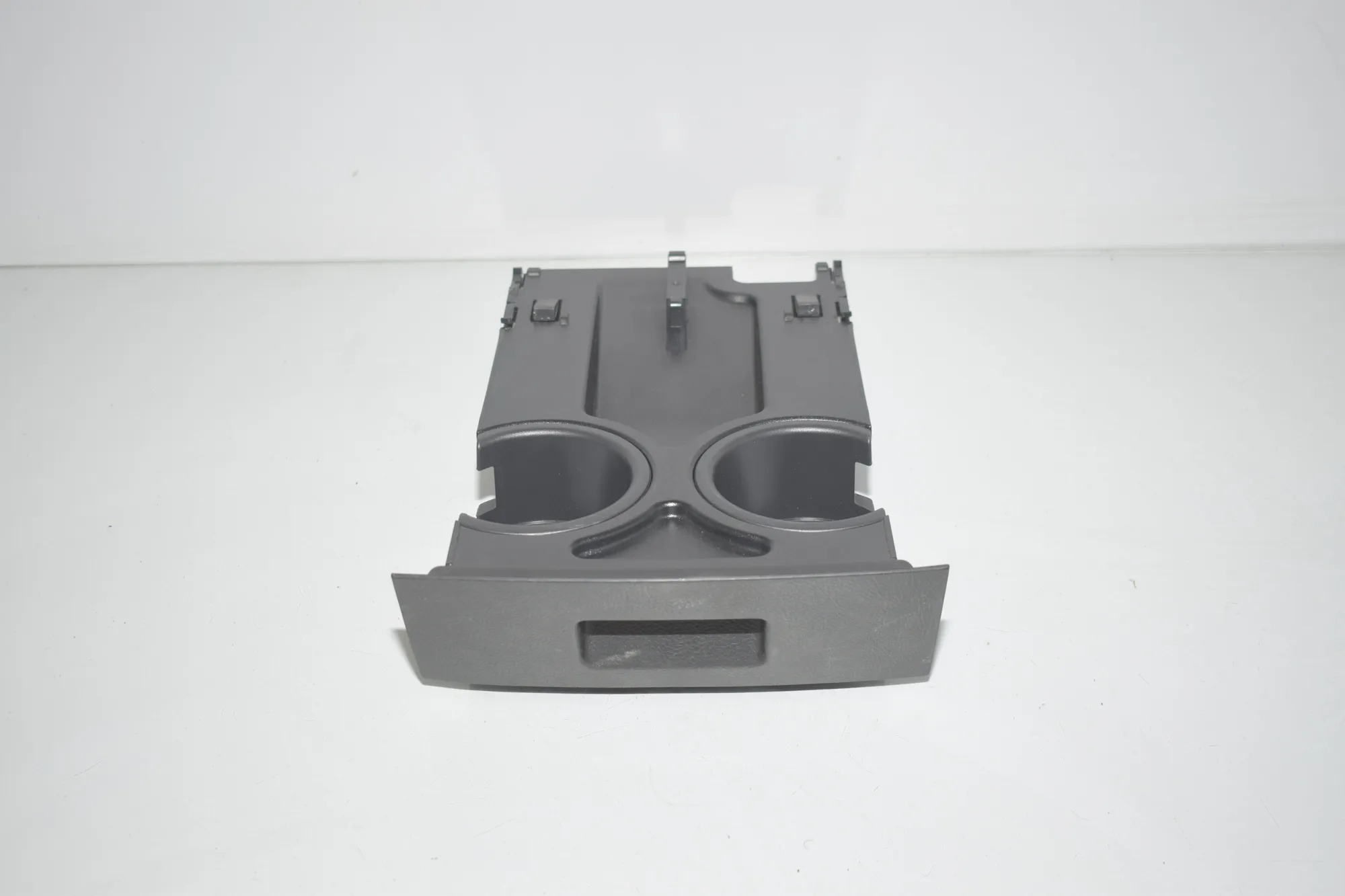 Cup Holder – OEM FJI500031 · LAND ROVER DISCOVERY IV (L319) 3.0 TD 4x4 2016