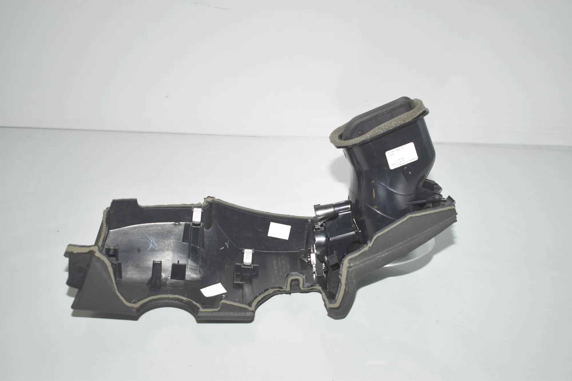 Dashboard Air Vents – OEM AG22-04302-A · LAND ROVER DISCOVERY IV (L319) 3.0 TD 4x4 2016 – 3