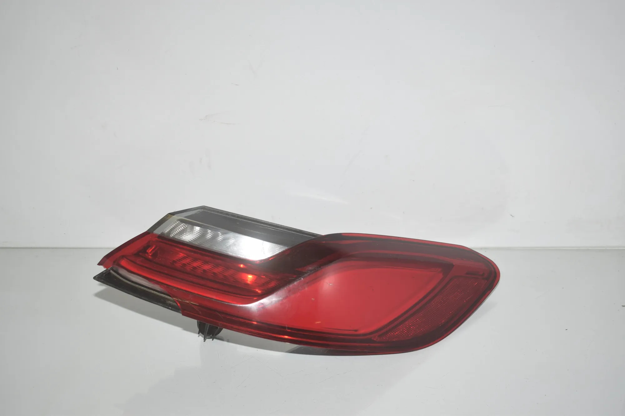 Rear Right Tail Light – OEM 7445772 · BMW 8 Cabrio (G14, F91) BMW 8 Cabrio (G14, F91) 840 d xDrive 2020