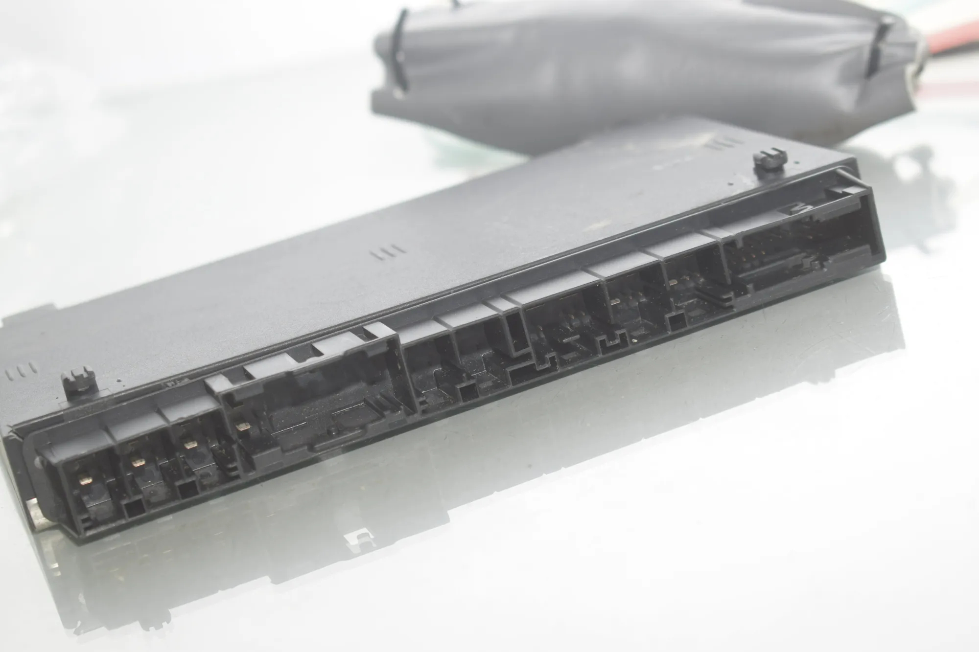 Other Seat Parts – OEM 6920447 · BMW 7 (E65, E66, E67) 735 i, Li 2001 – 4