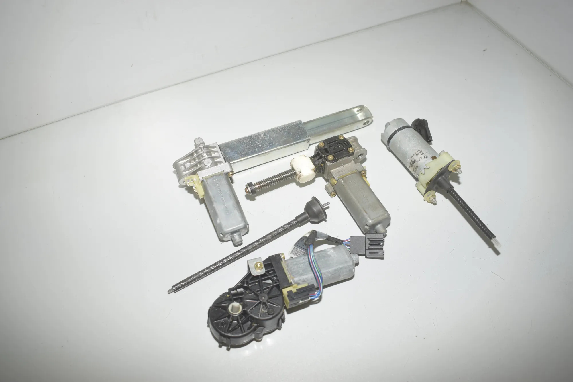 Other Seat Parts – OEM 013002590 · BMW 7 (E65, E66, E67) 735 i, Li 2001 – 2