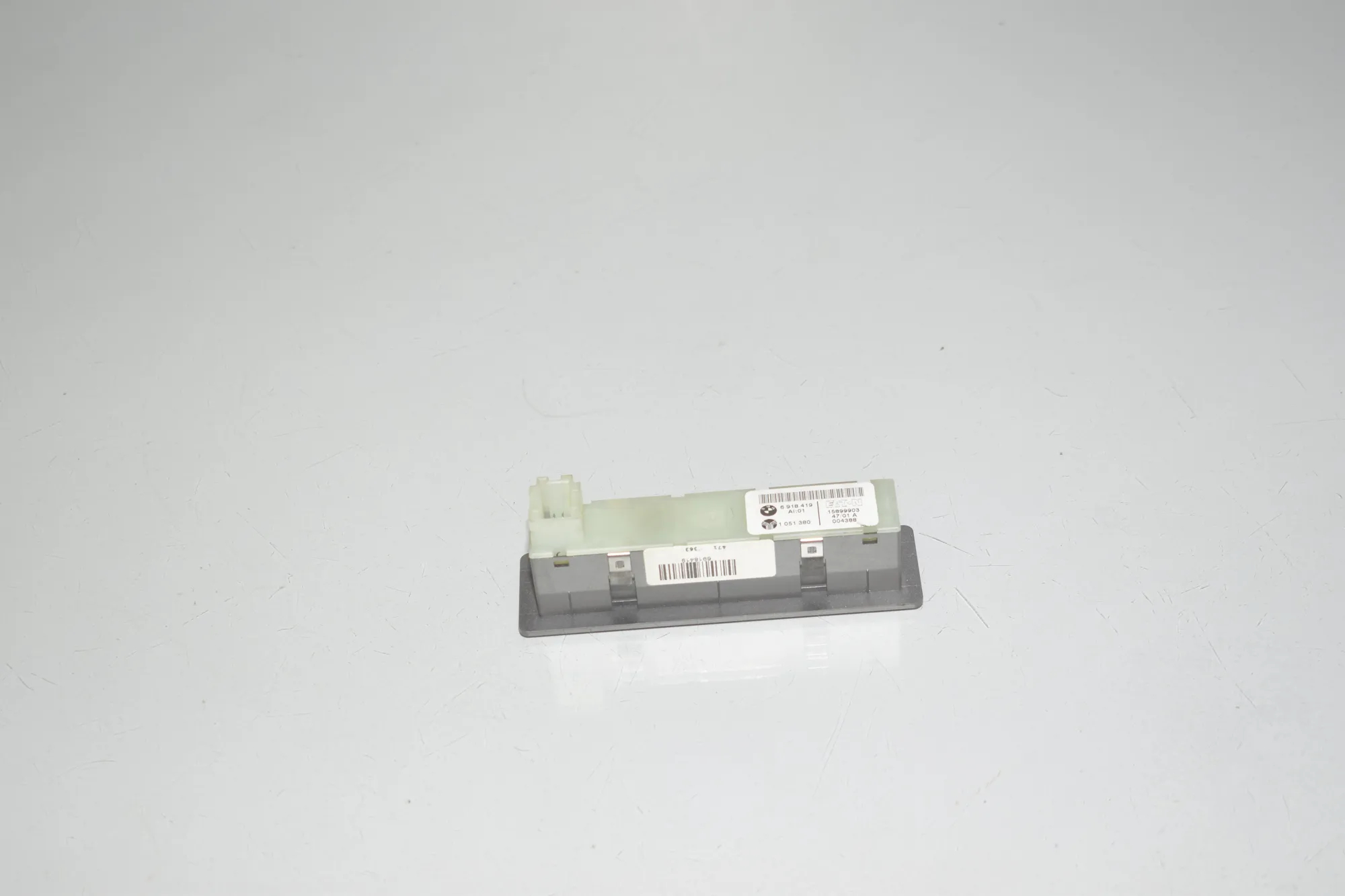 Button Switch Panel – OEM 6918419 · BMW 7 (E65, E66, E67) 735 i, Li 2001 – 3