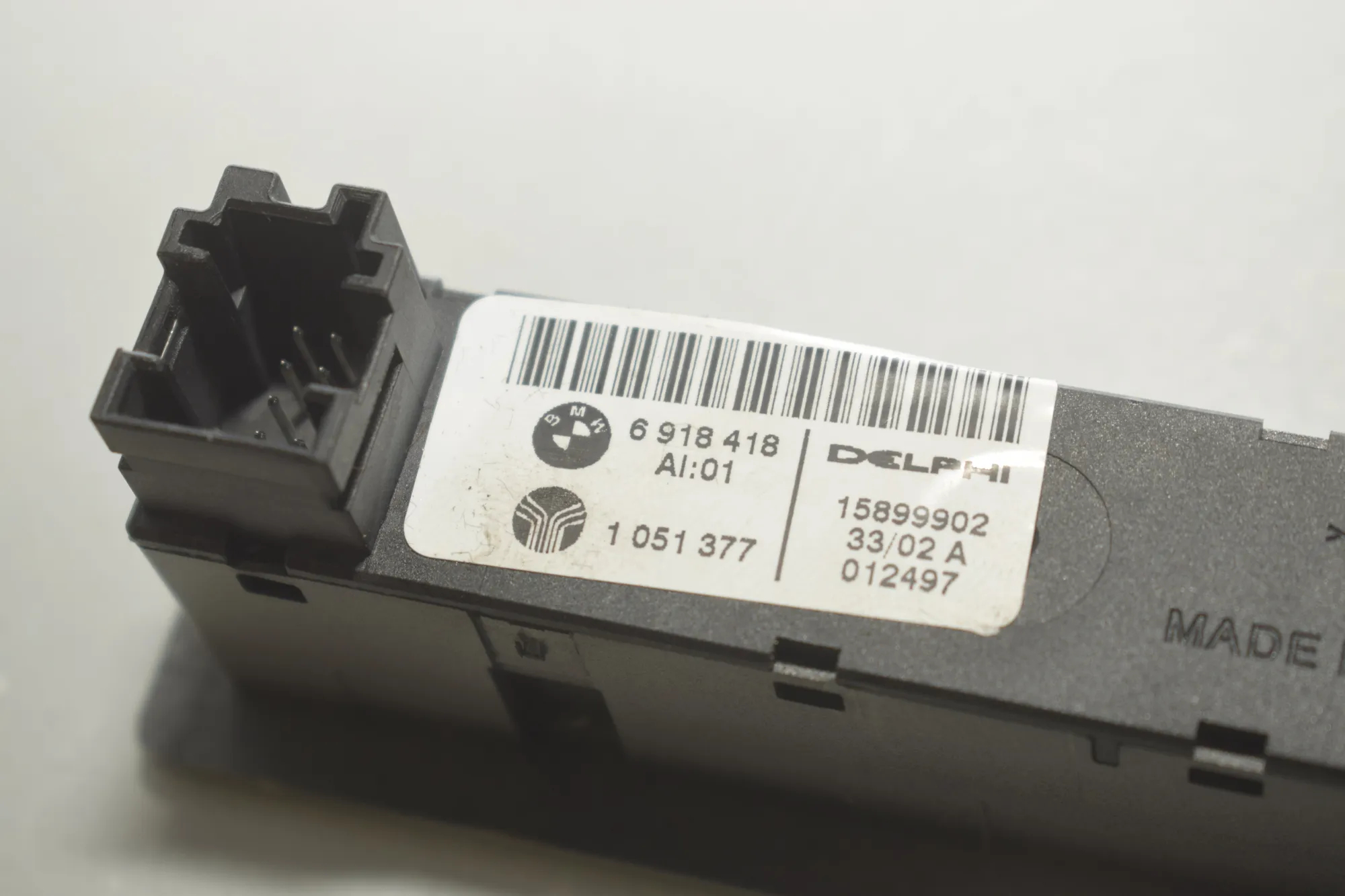 Button Switch Panel – OEM 6918418 · BMW 7 (E65, E66, E67) 735 i, Li 2001 – 5