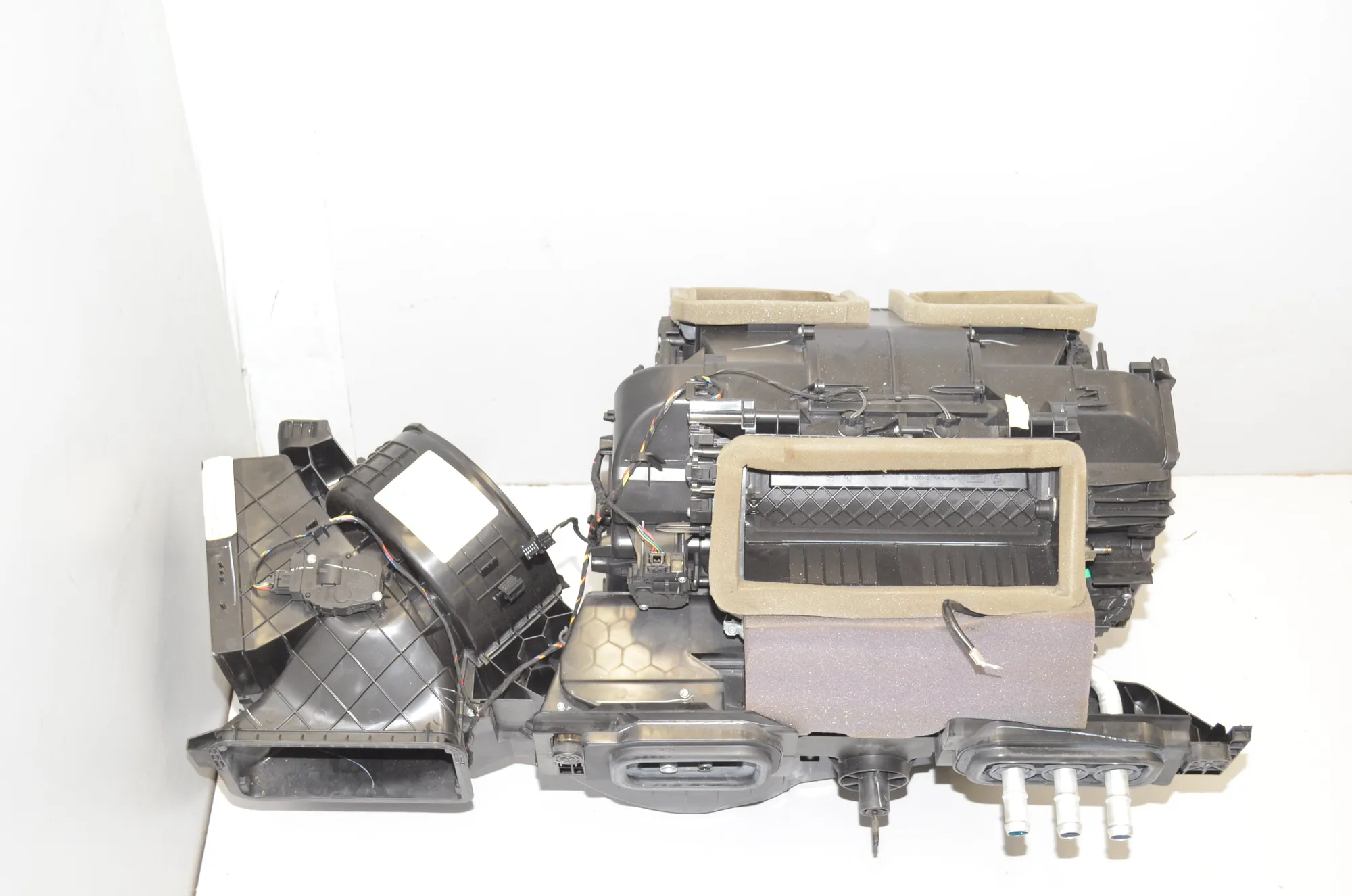 Interior Heater – OEM 9289355 · BMW X6 (F16, F86) M 50 d 2016 – 2