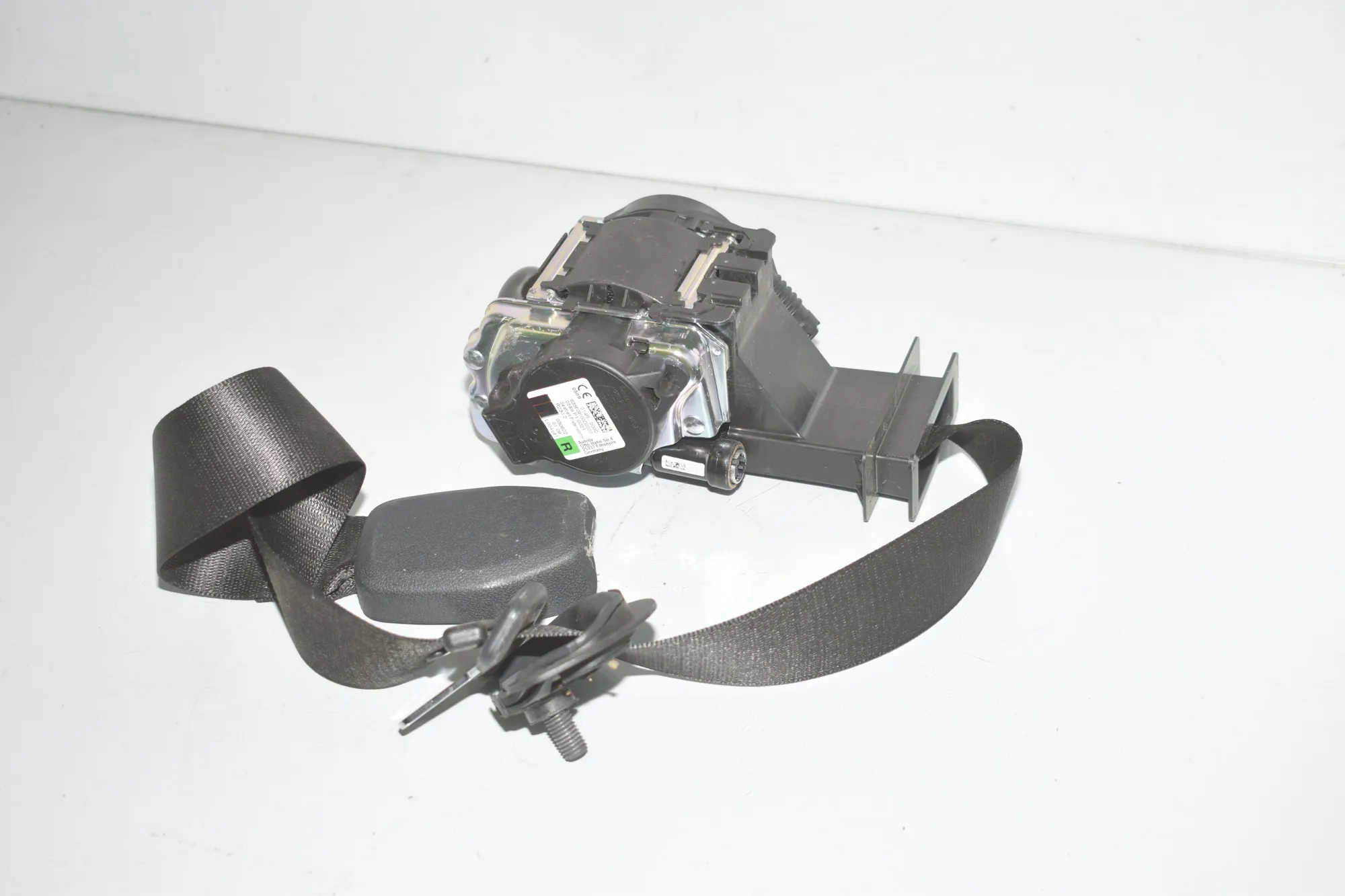 Front Right Seatbelt – OEM 7496294 · BMW 3 Touring (G21) BMW 3 Touring (G21) 318 d 2020 – 3