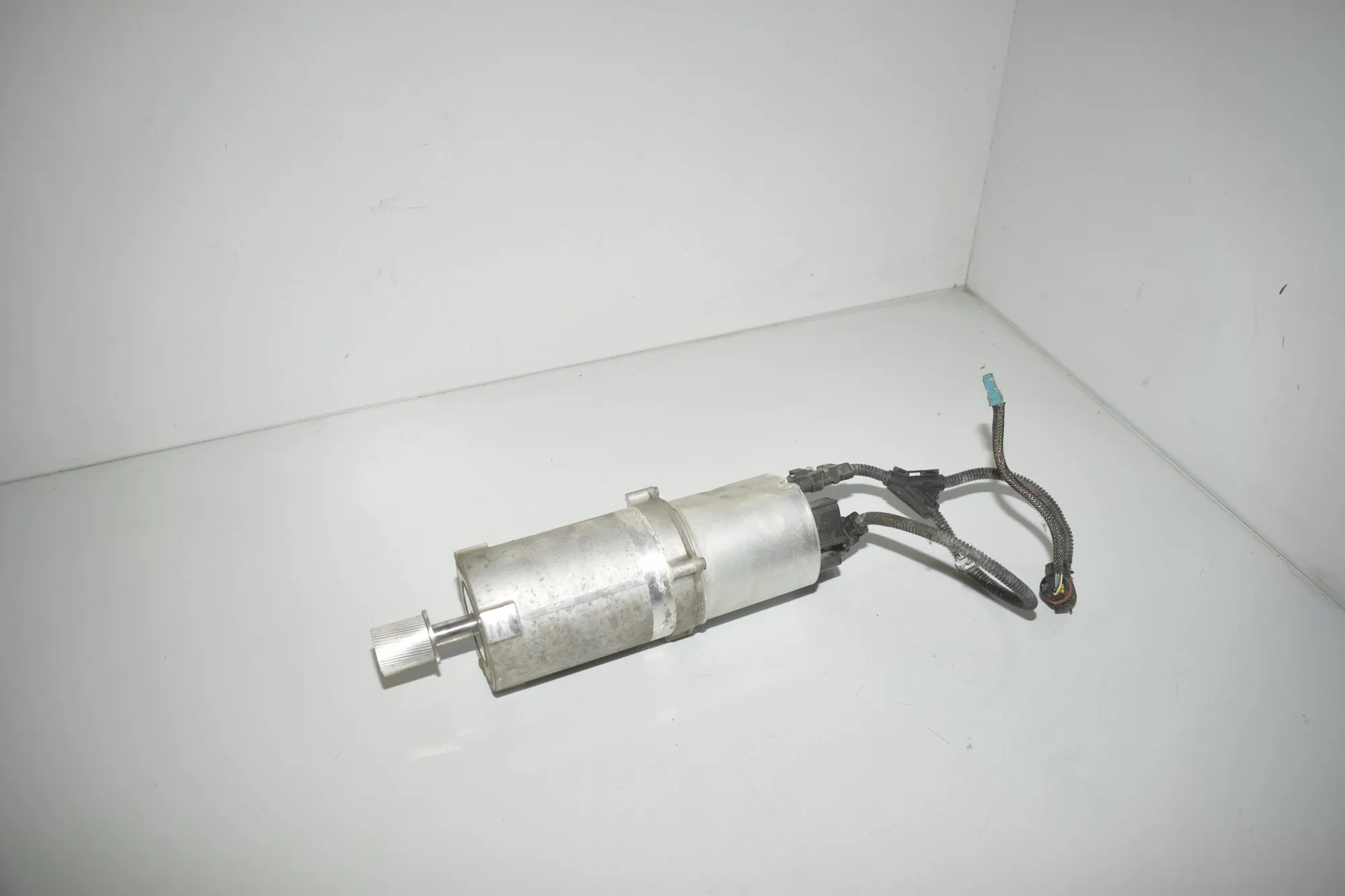 Steering Rack Motor – OEM 225A558E7 · BMW iX3 (G08) BMW iX3 (G08) Electric (286 HP) 2023 – 2