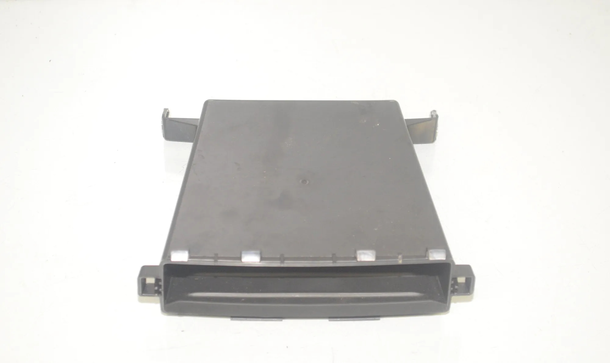 Glove Compartment – OEM 9252007 · BMW X6 (F16, F86) M 50 d 2016